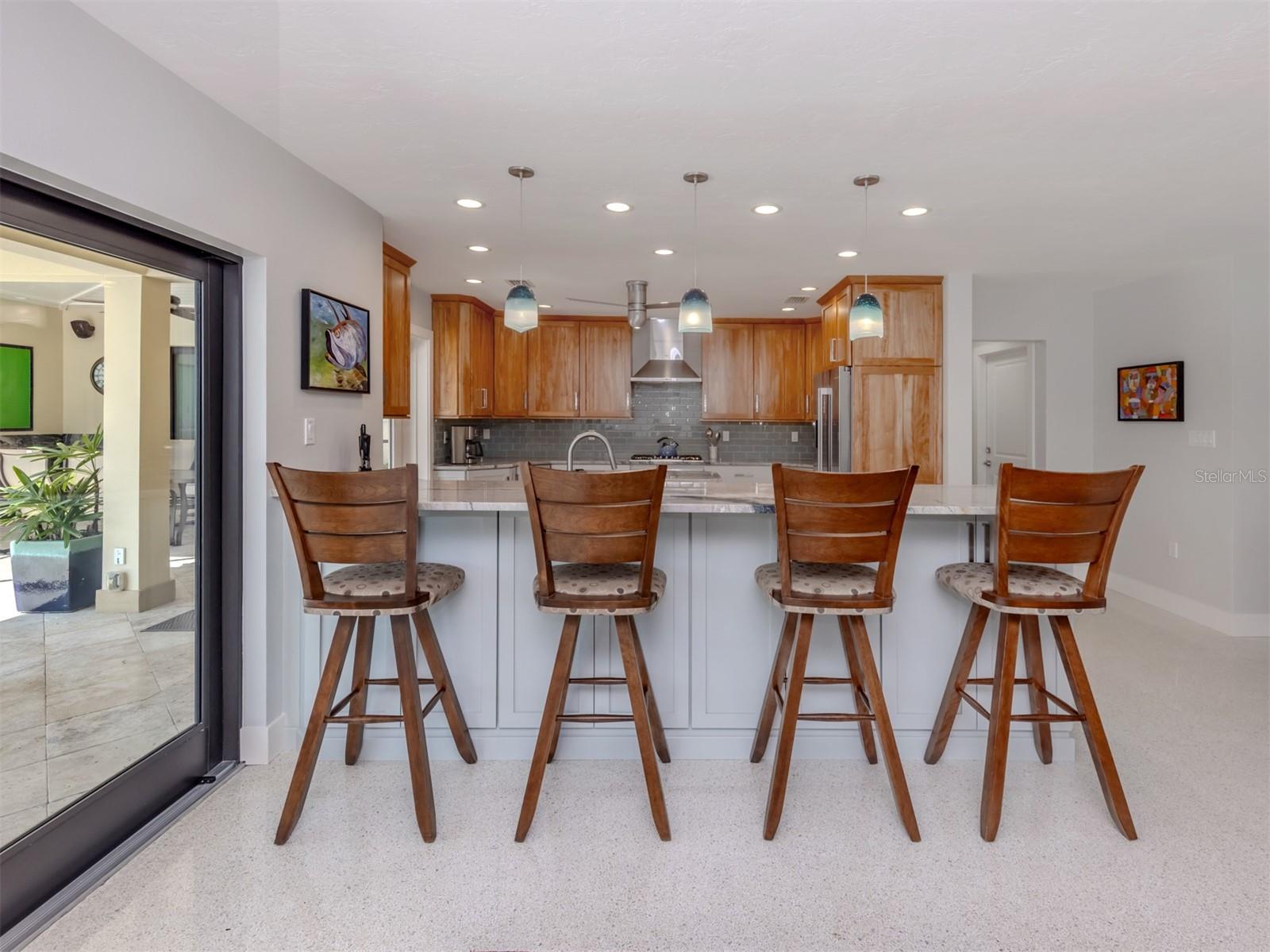 Image 30 of 61 For 515 Everglades Drive