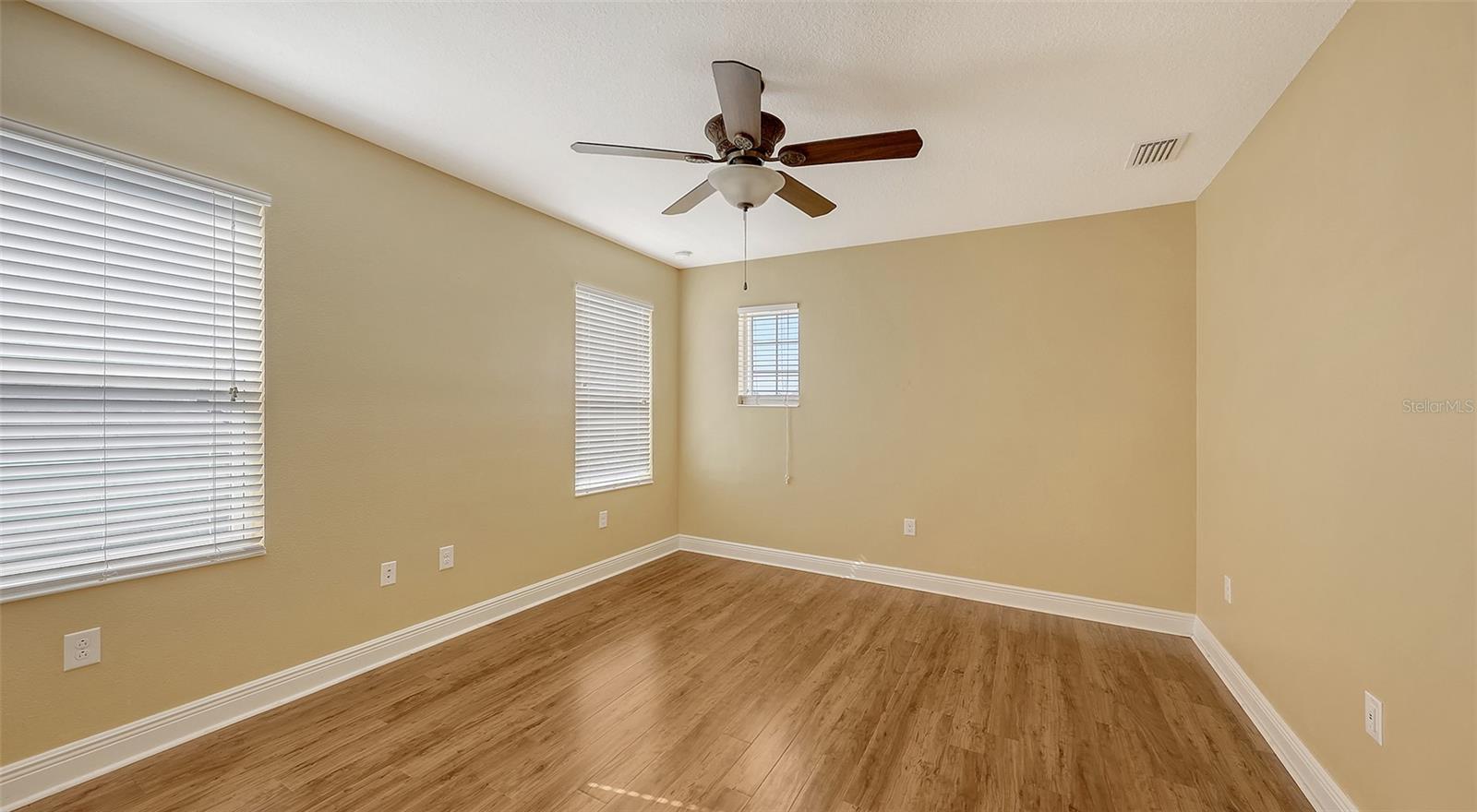 Image 32 of 98 For 12664 Sagewood Drive