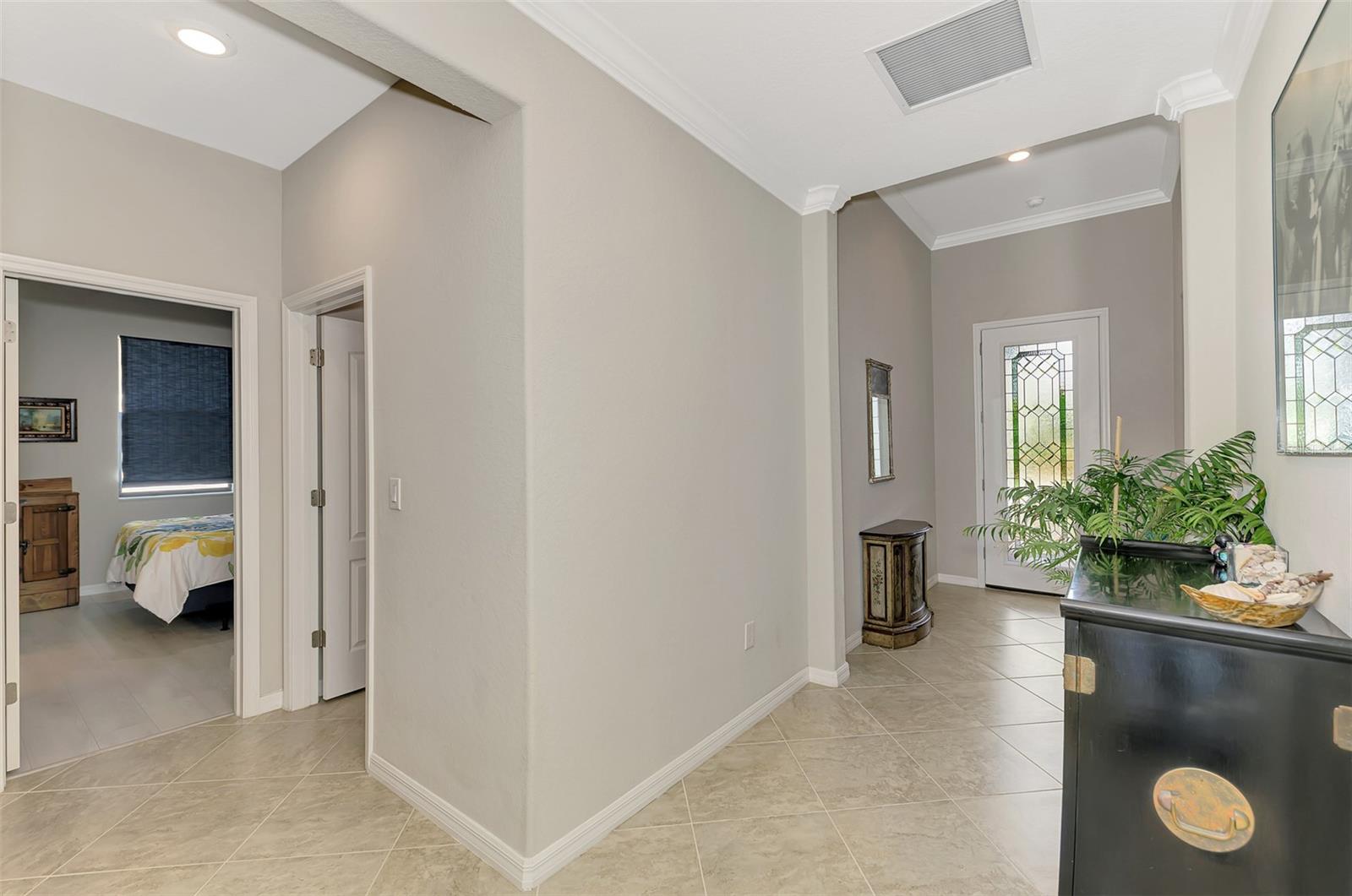 Image 10 of 84 For 9829 Hilltop Drive