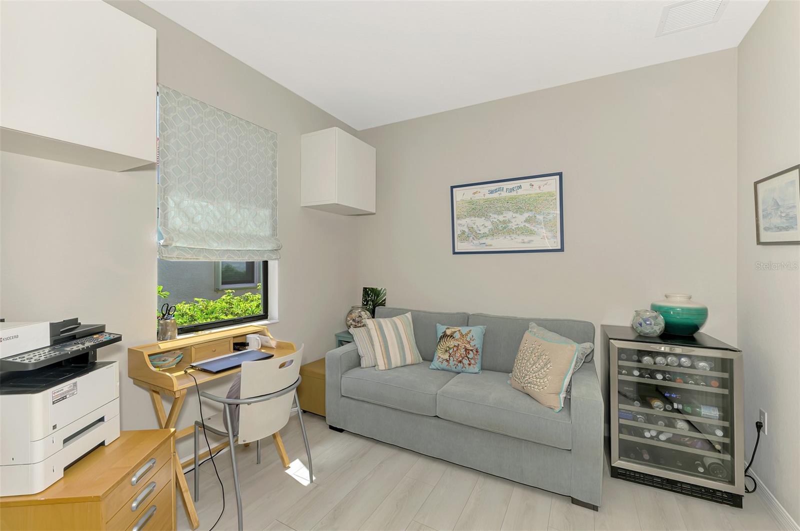 Image 41 of 84 For 9829 Hilltop Drive