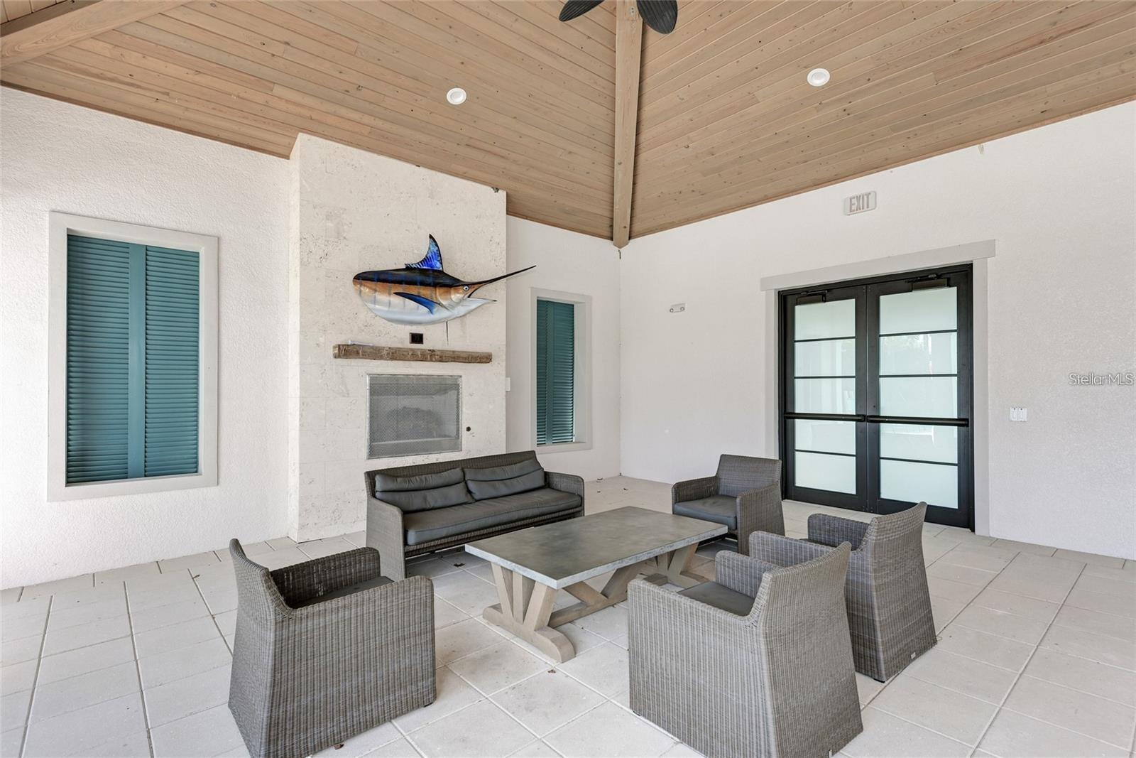 Image 61 of 84 For 9829 Hilltop Drive