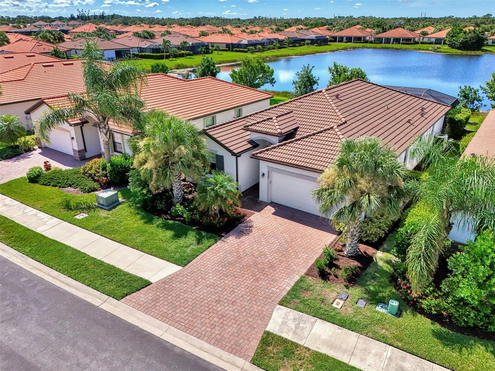 Image 8 of 84 For 9829 Hilltop Drive