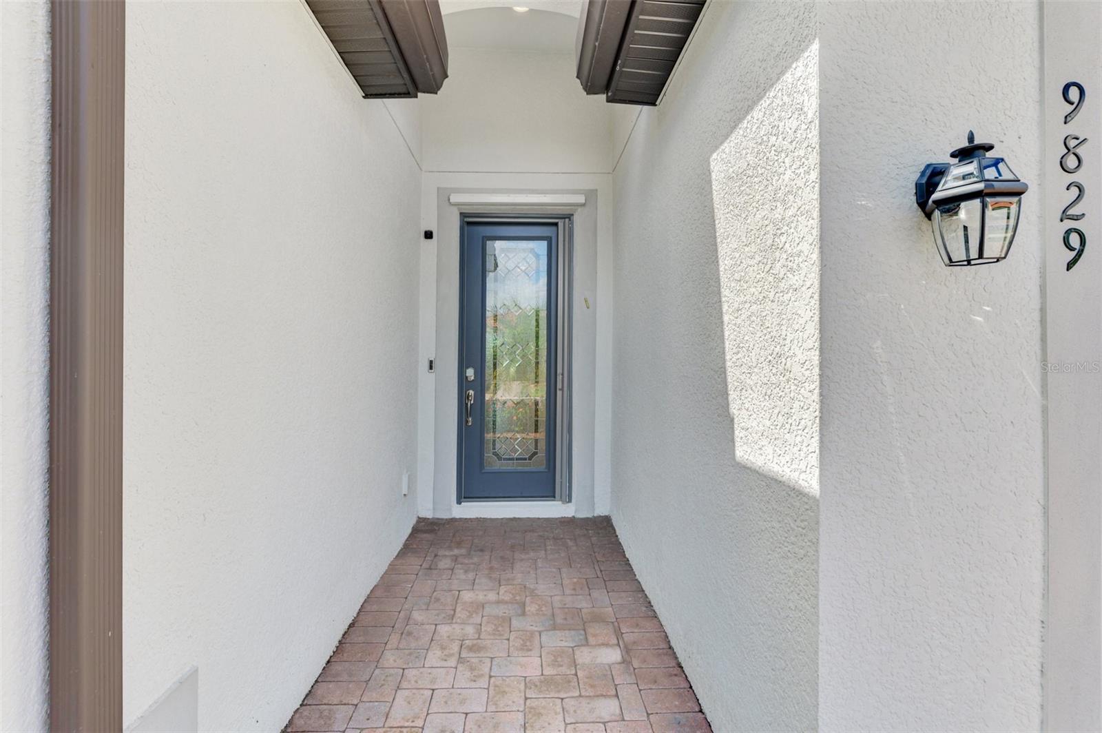 Image 9 of 84 For 9829 Hilltop Drive