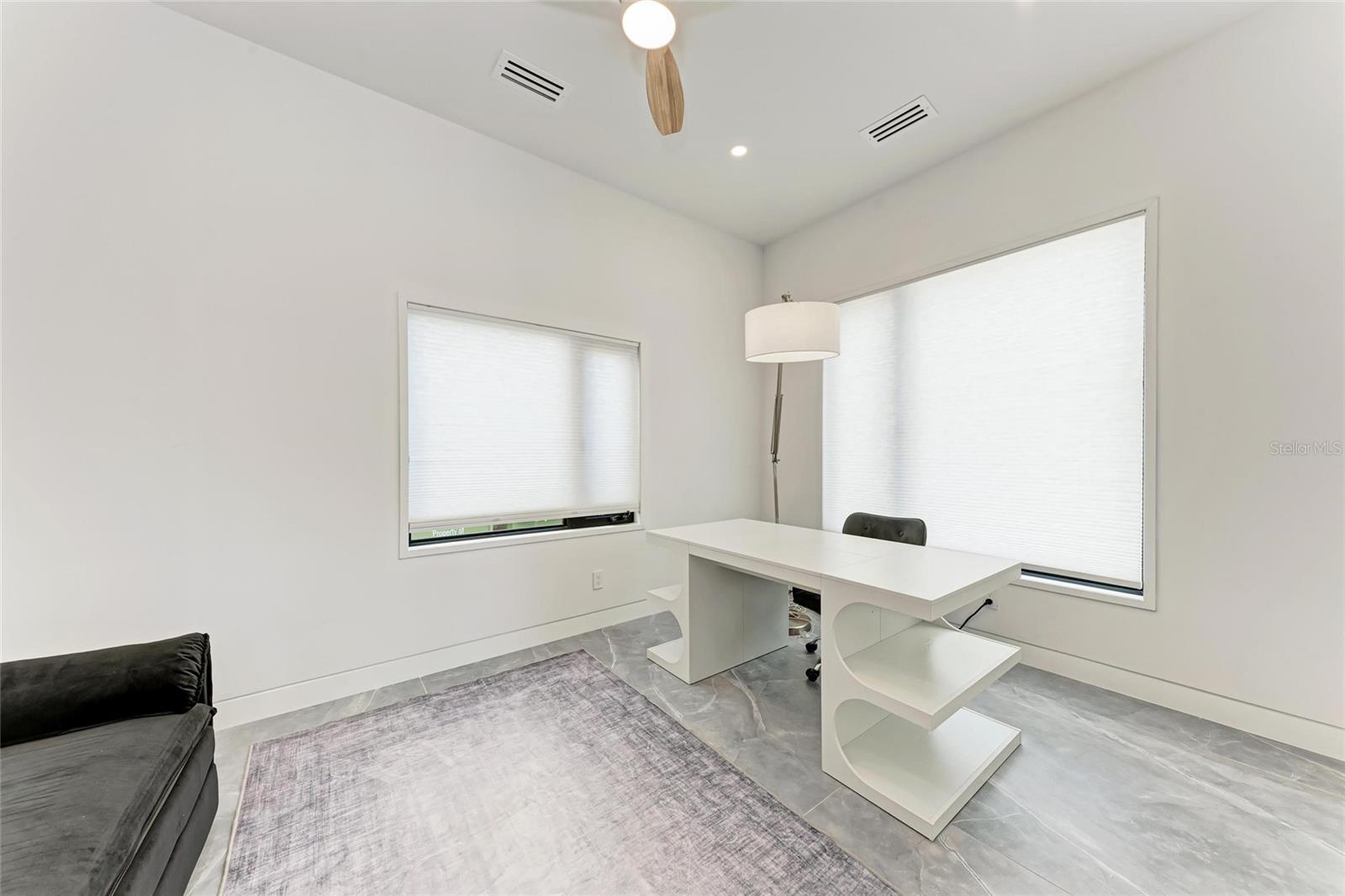 Image 33 of 88 For 1716 9th Street