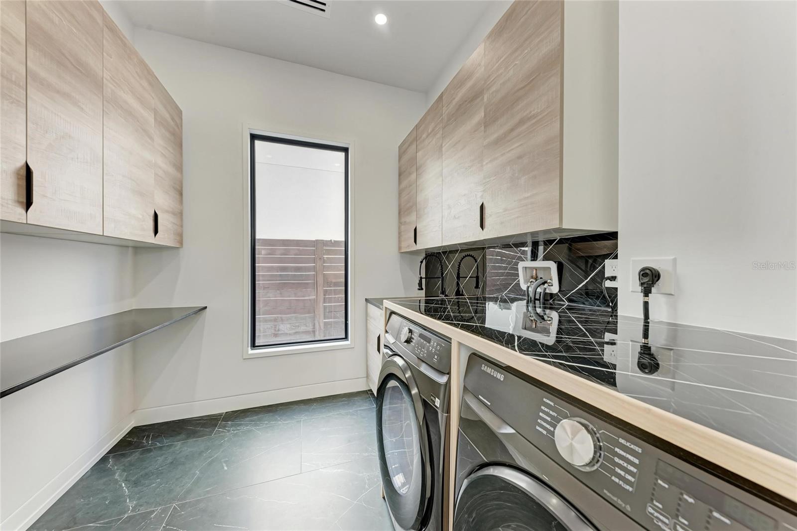 Image 55 of 88 For 1716 9th Street
