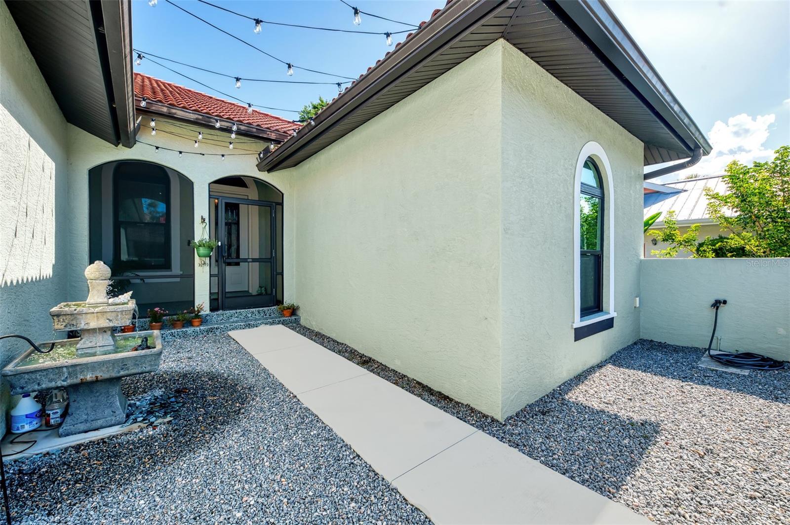 Image 4 of 55 For 408 Tortuga Drive