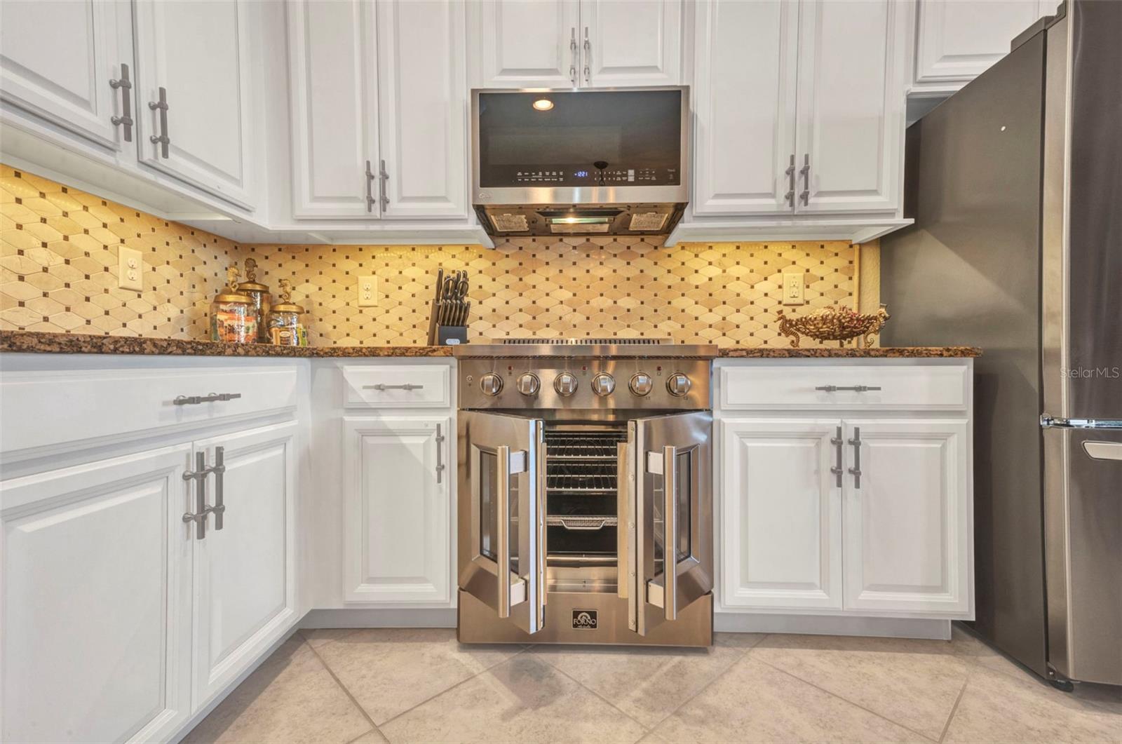 Image 18 of 97 For 20355 Granlago Drive