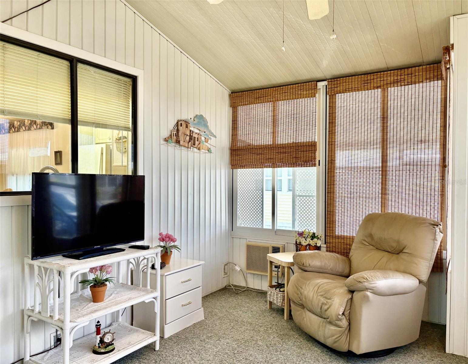 Image 20 of 69 For 113 Rarotonga Road