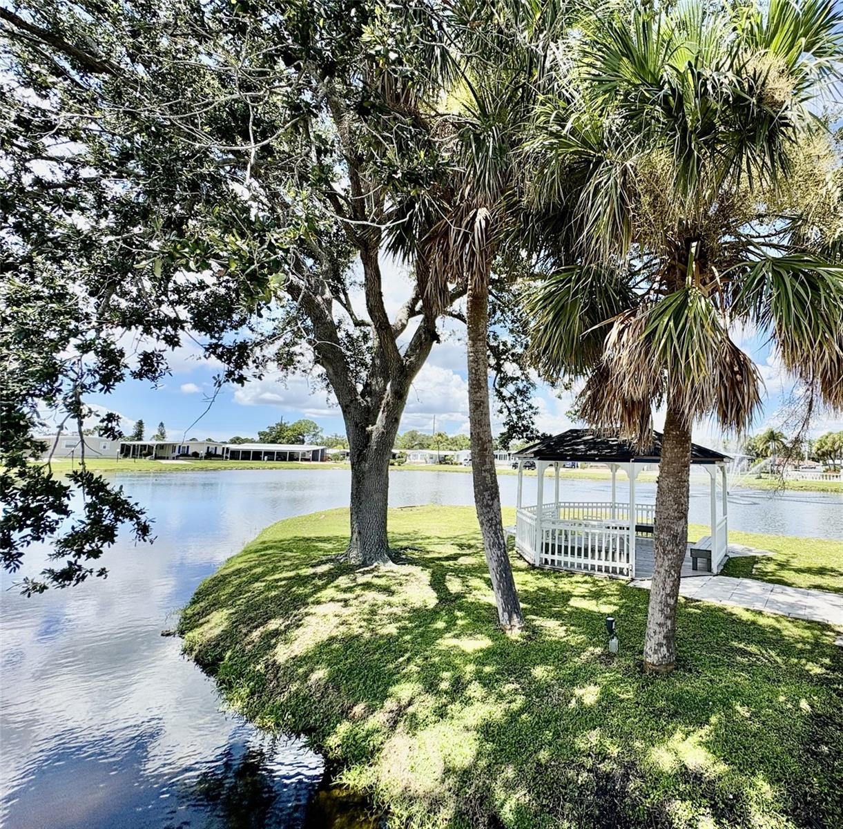 Image 52 of 69 For 113 Rarotonga Road