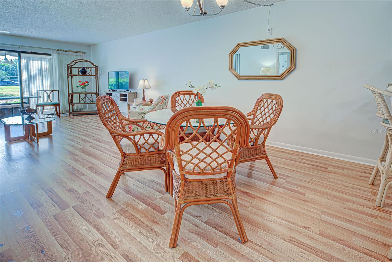 Image 12 of 56 For 658 Bird Bay Circle 12