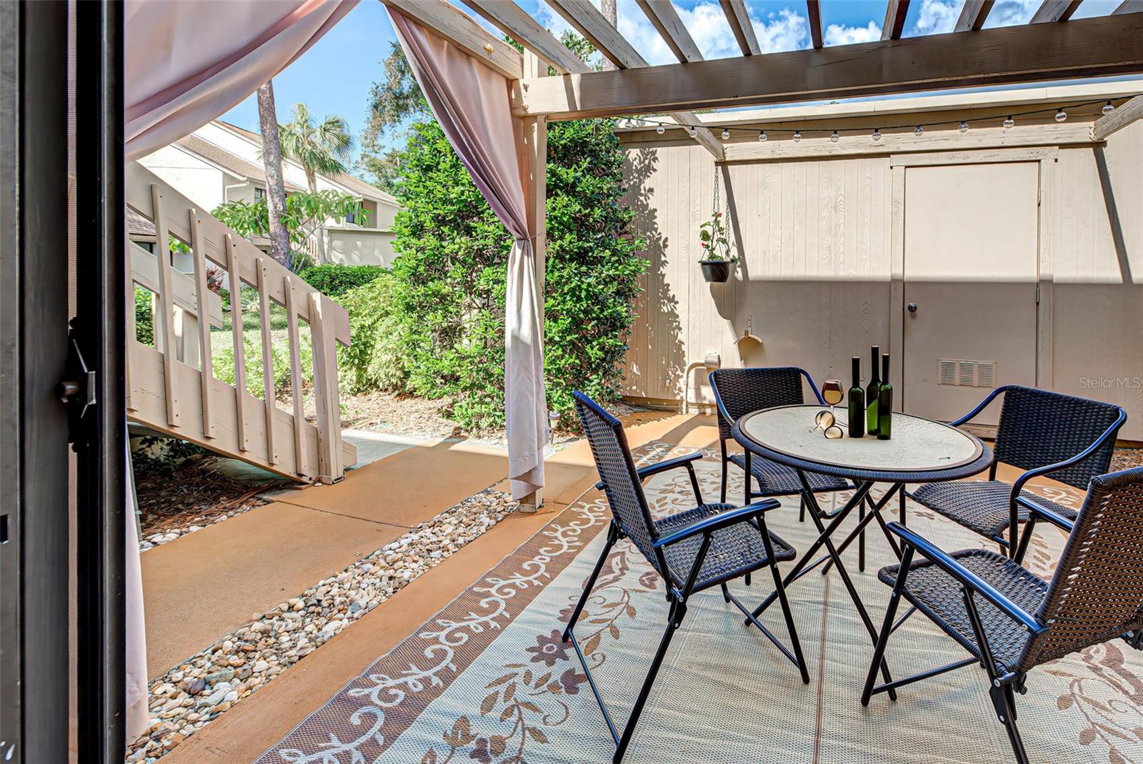 Image 6 of 56 For 658 Bird Bay Circle 12