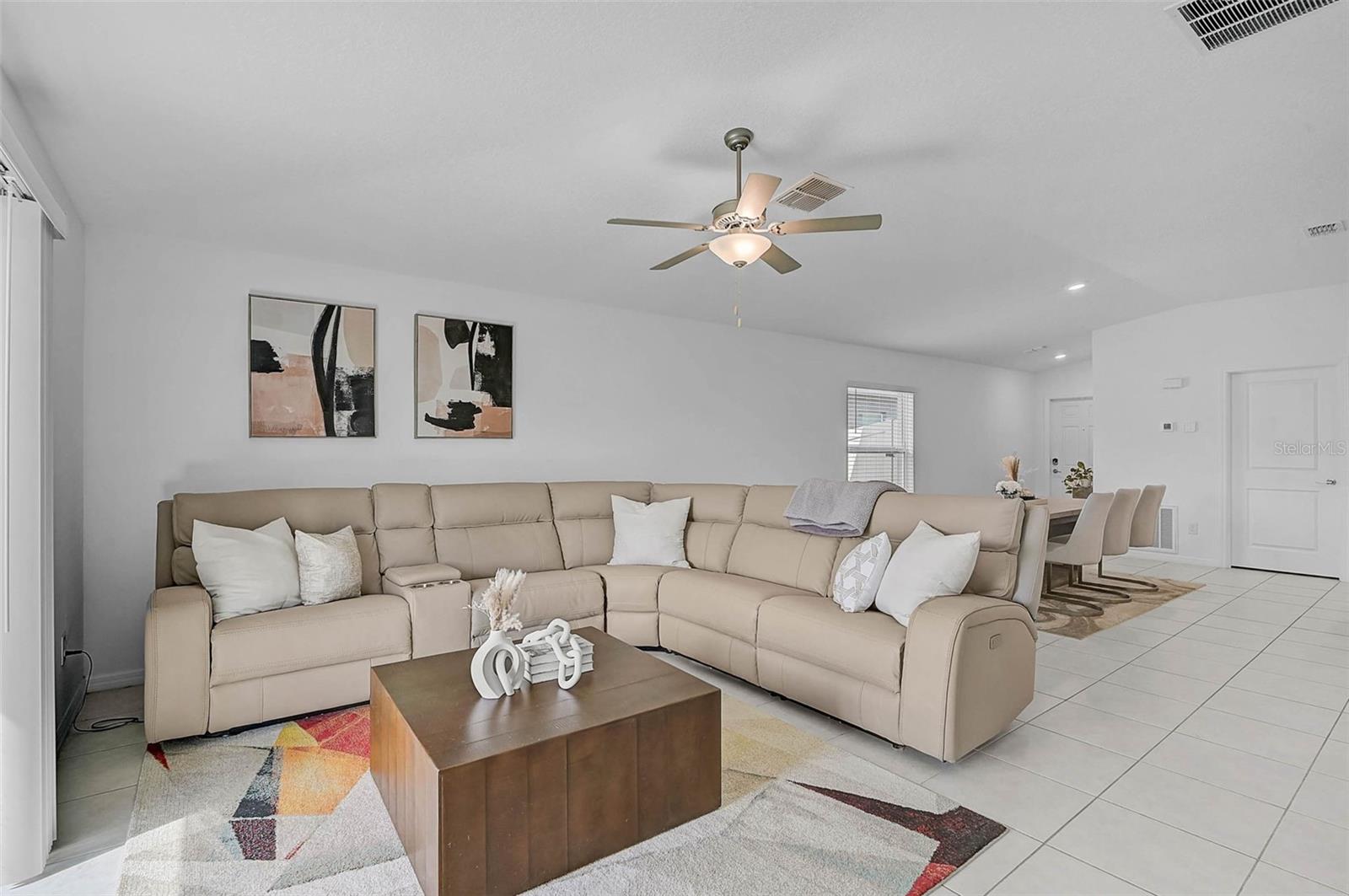 Image 10 of 46 For 5472 Blue Azure Drive