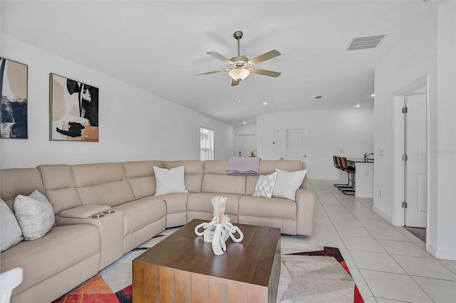 Image 11 of 46 For 5472 Blue Azure Drive