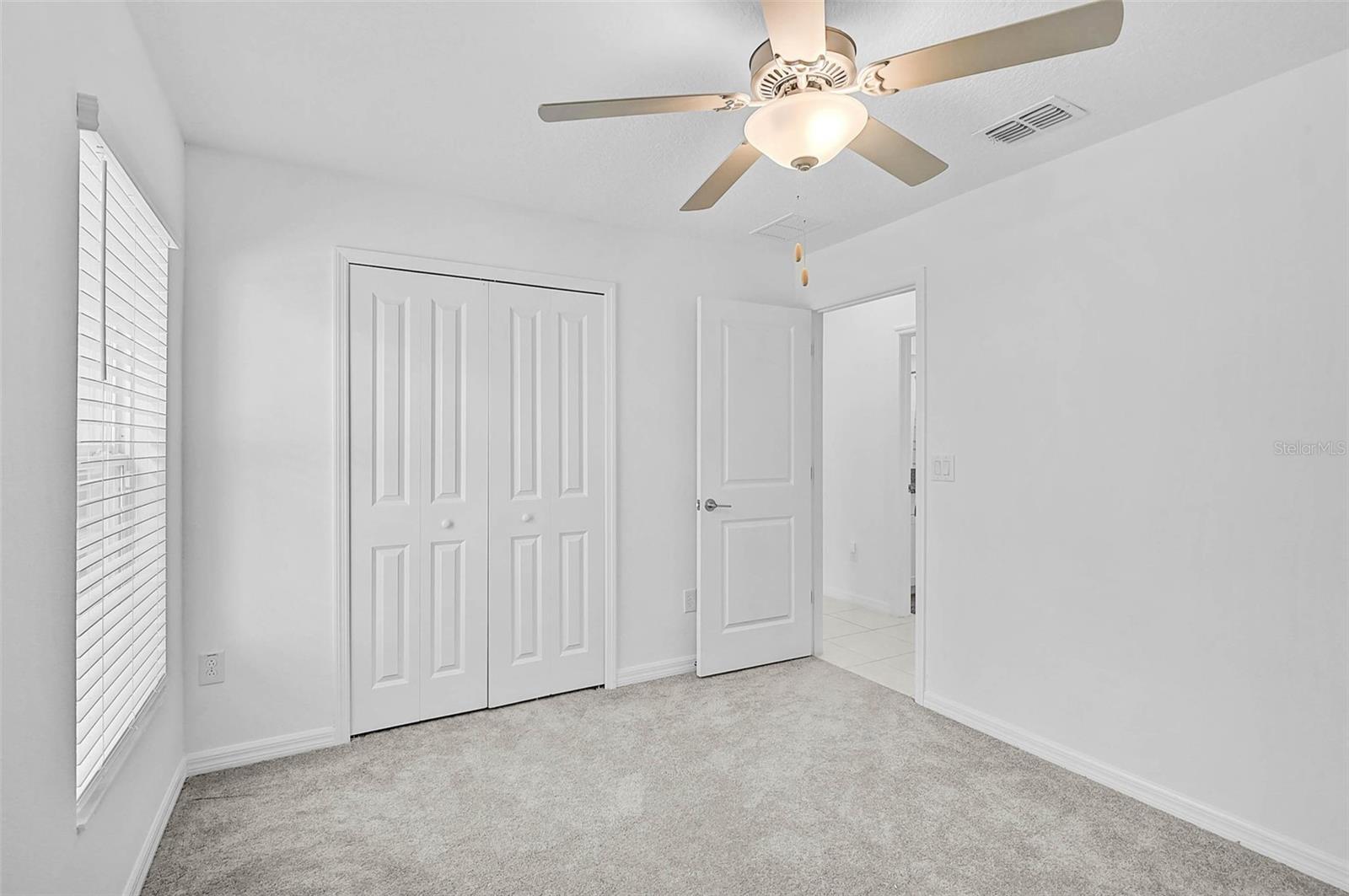 Image 16 of 46 For 5472 Blue Azure Drive