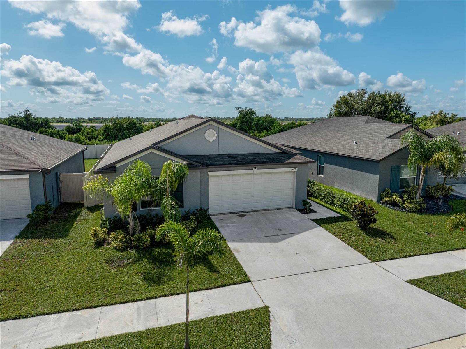 Image 26 of 46 For 5472 Blue Azure Drive