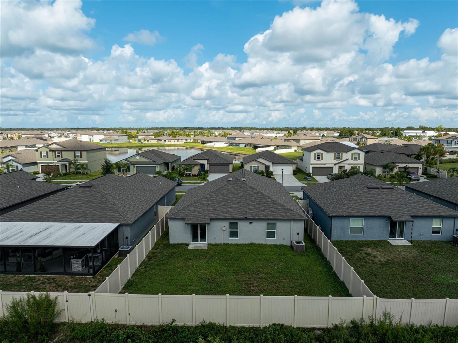 Image 31 of 46 For 5472 Blue Azure Drive