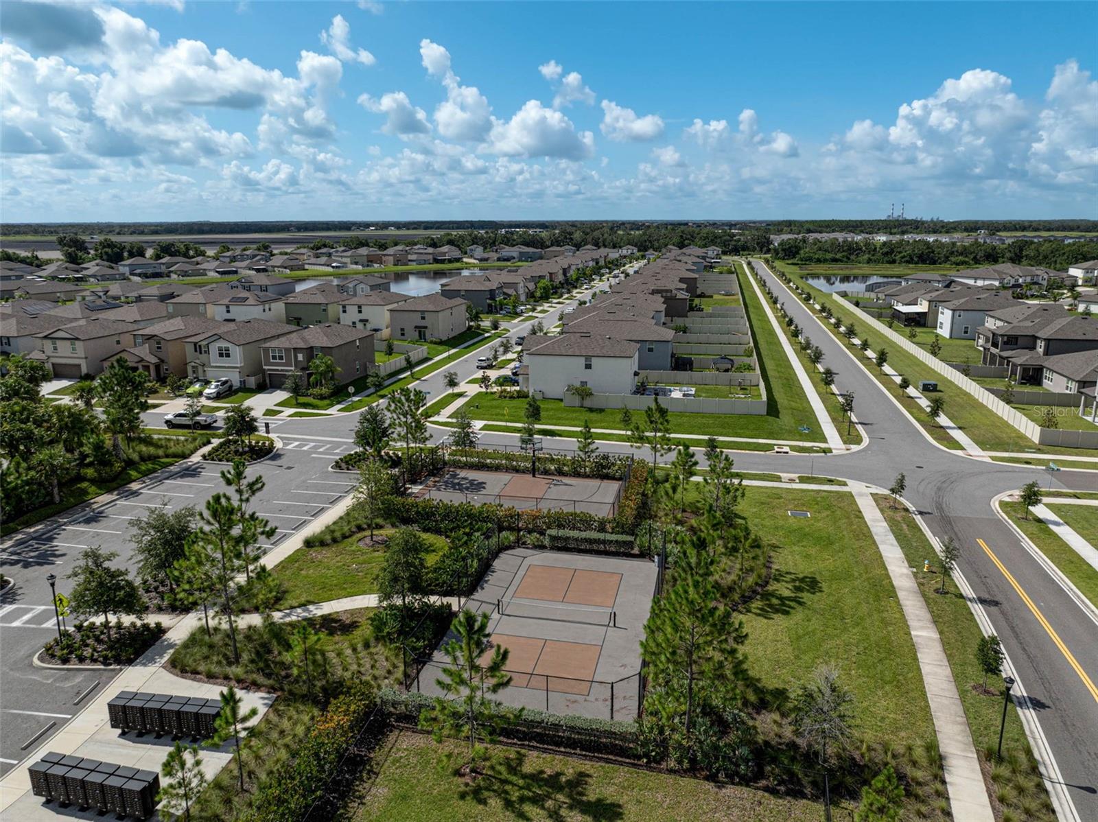 Image 37 of 46 For 5472 Blue Azure Drive