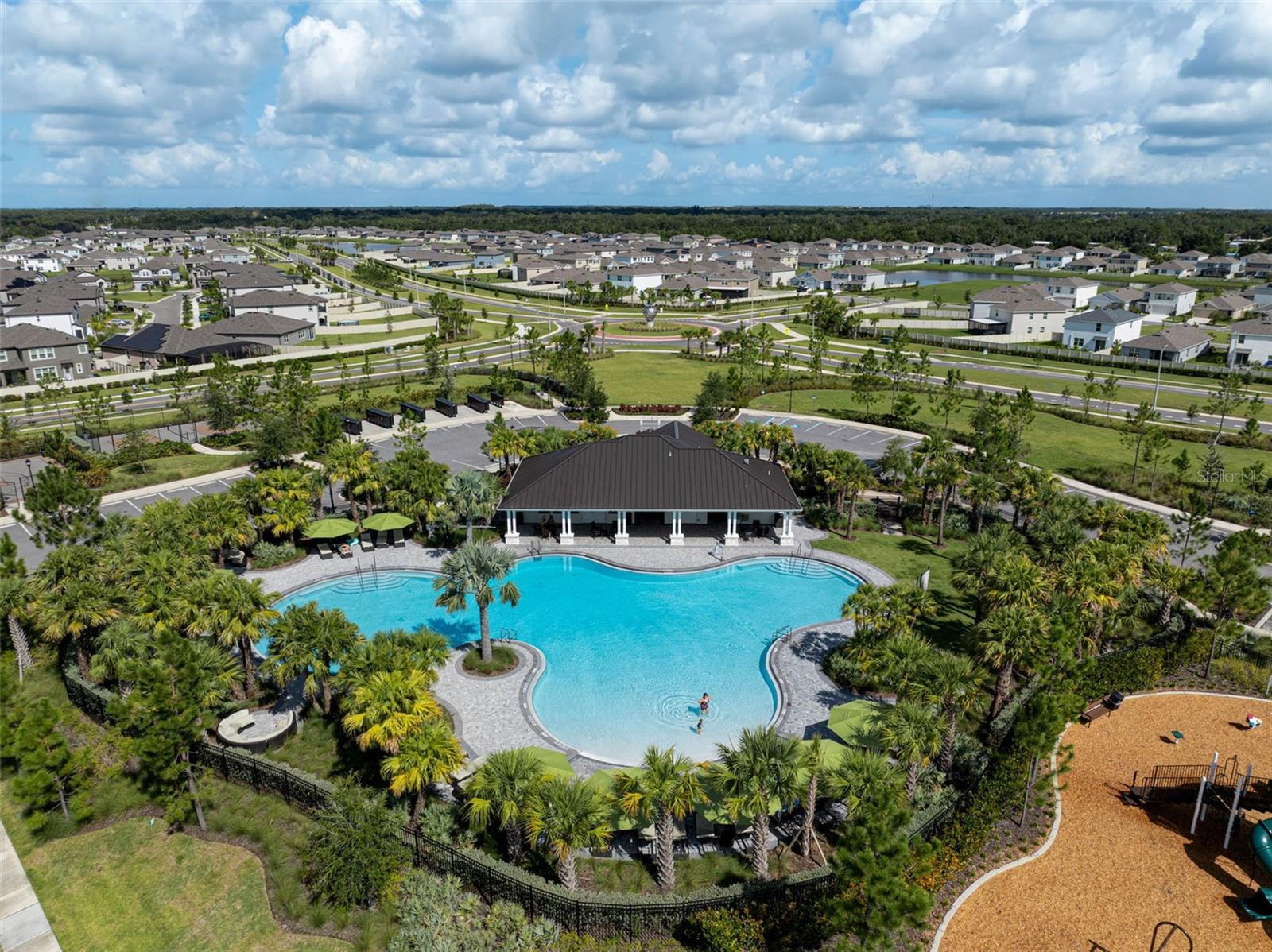 Image 40 of 46 For 5472 Blue Azure Drive