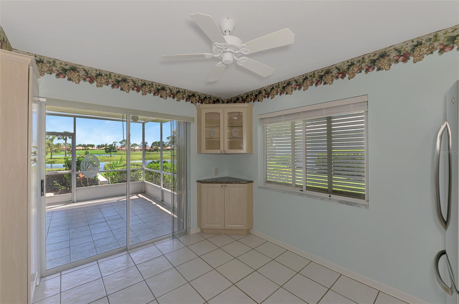 Image 16 of 58 For 420 Wexford Circle 124