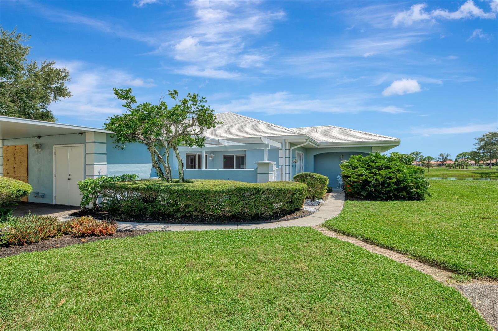 Image 2 of 58 For 420 Wexford Circle 124