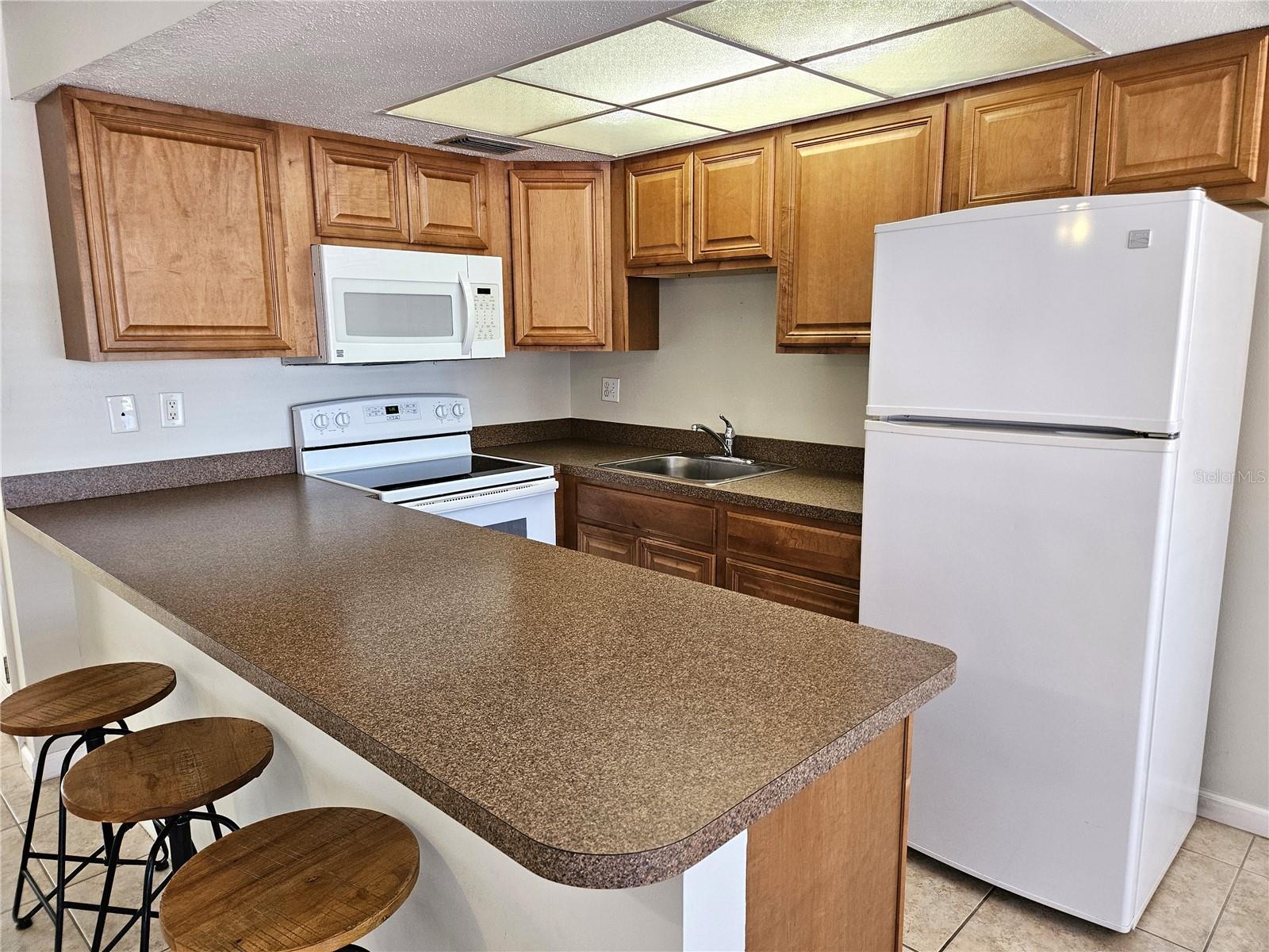 Image 12 of 24 For 220 Park Boulevard N 202