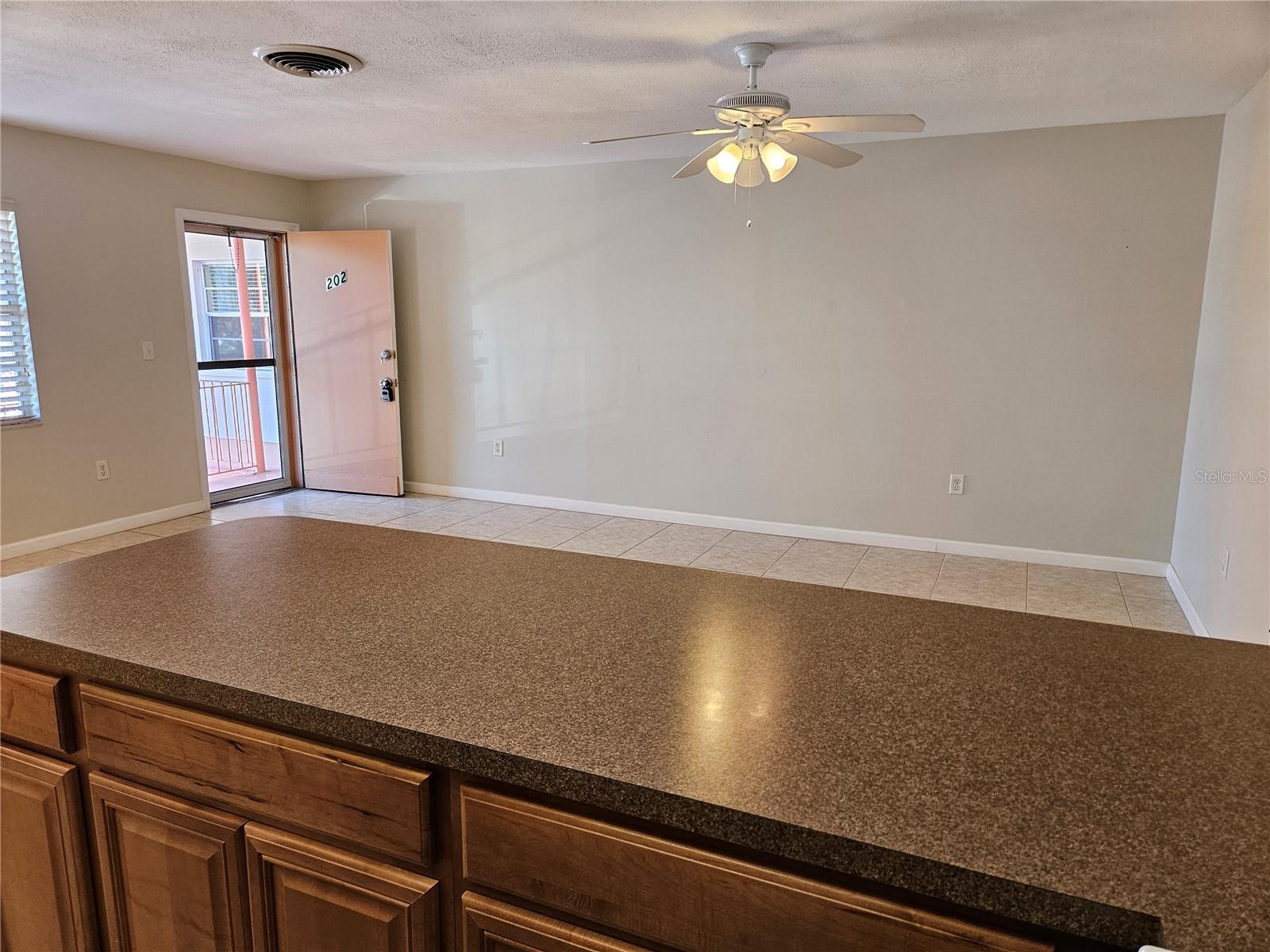 Image 14 of 24 For 220 Park Boulevard N 202