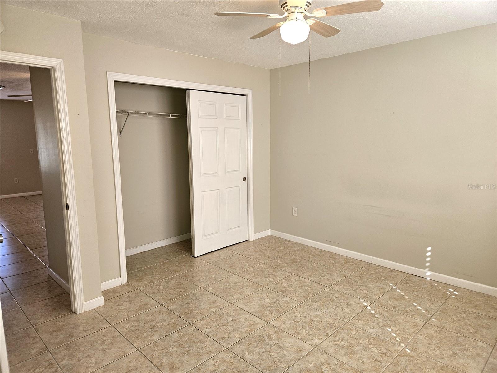 Image 16 of 24 For 220 Park Boulevard N 202
