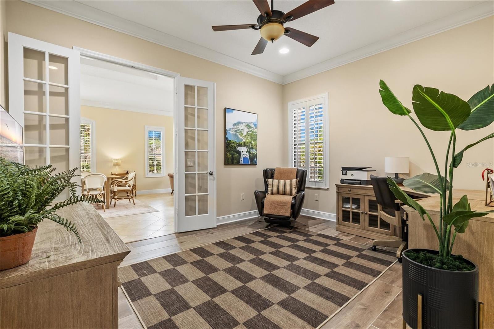 Image 12 of 100 For 7210 Lake Forest Glen