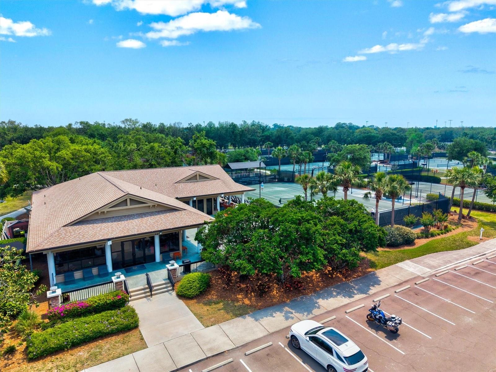 Image 70 of 100 For 7210 Lake Forest Glen