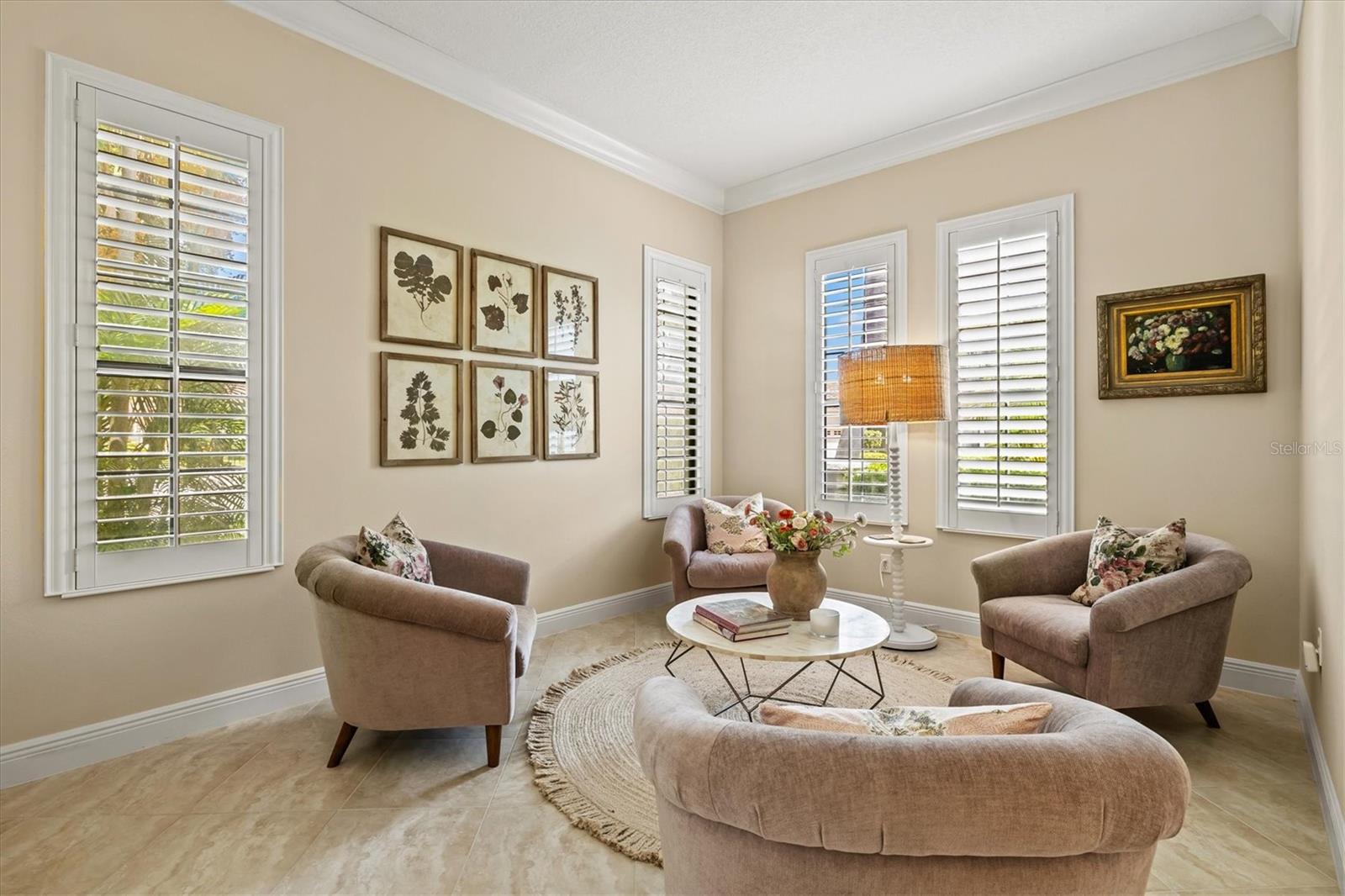 Image 9 of 100 For 7210 Lake Forest Glen