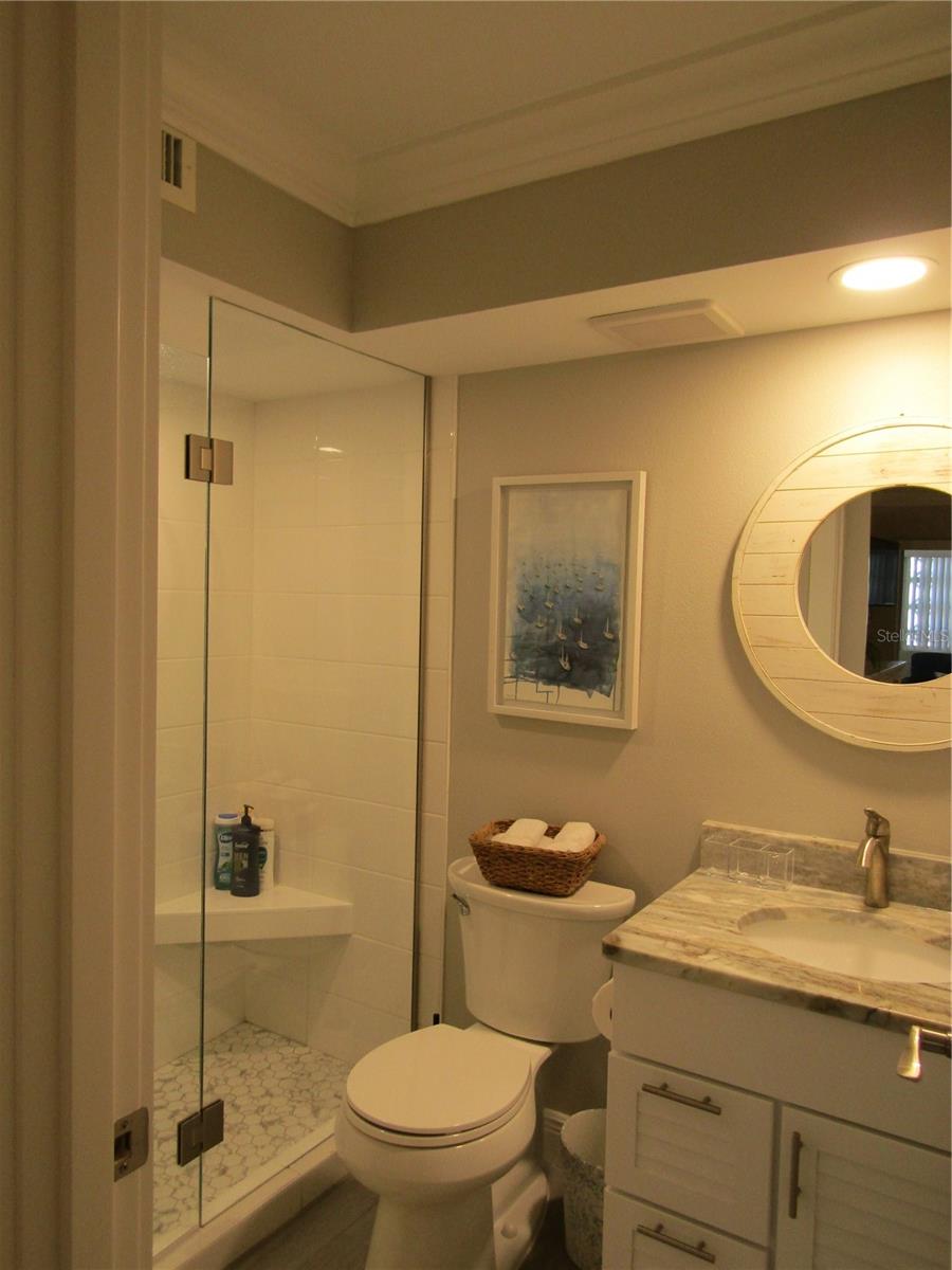 Image 15 of 18 For 999 Inlet Circle B104