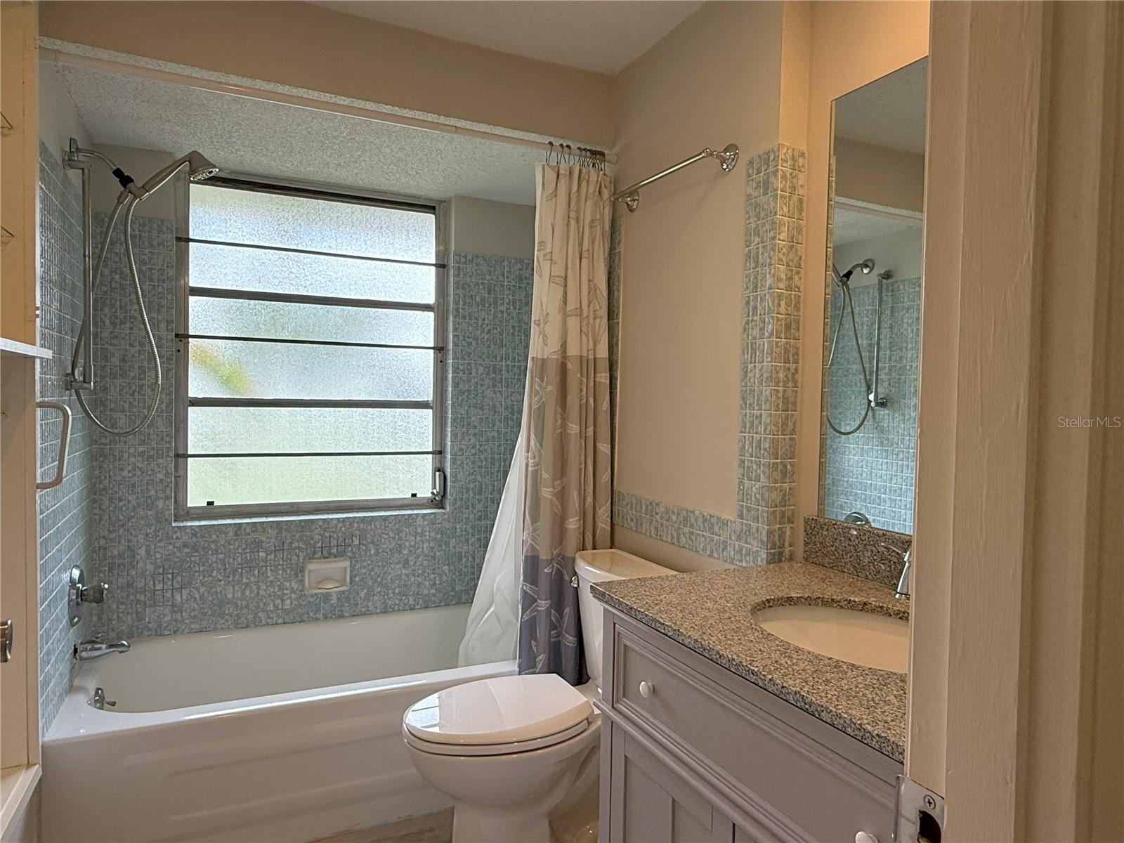 Image 10 of 12 For 4876 Greenleaf Road