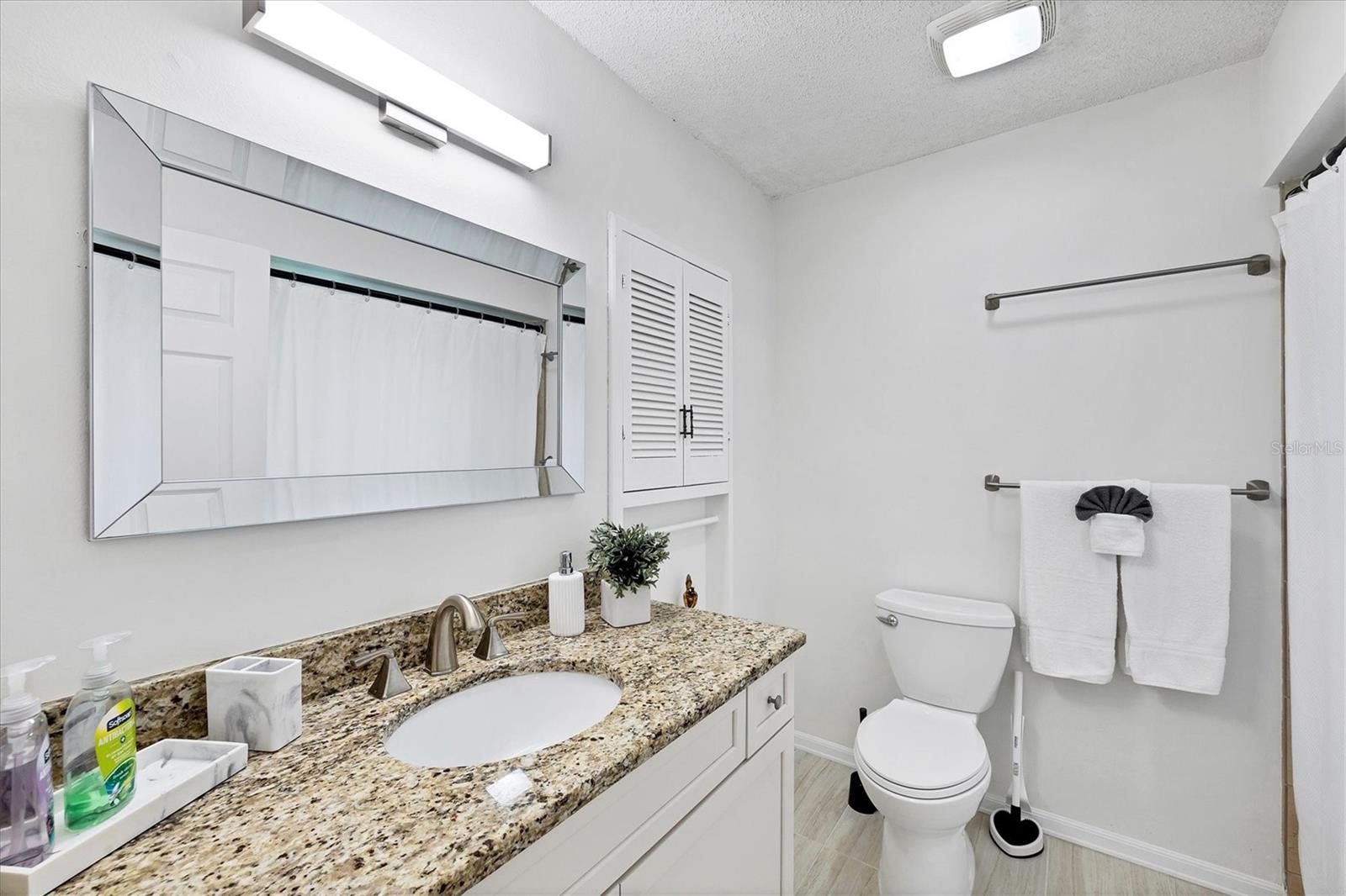 Image 17 of 31 For 879 2nd Street