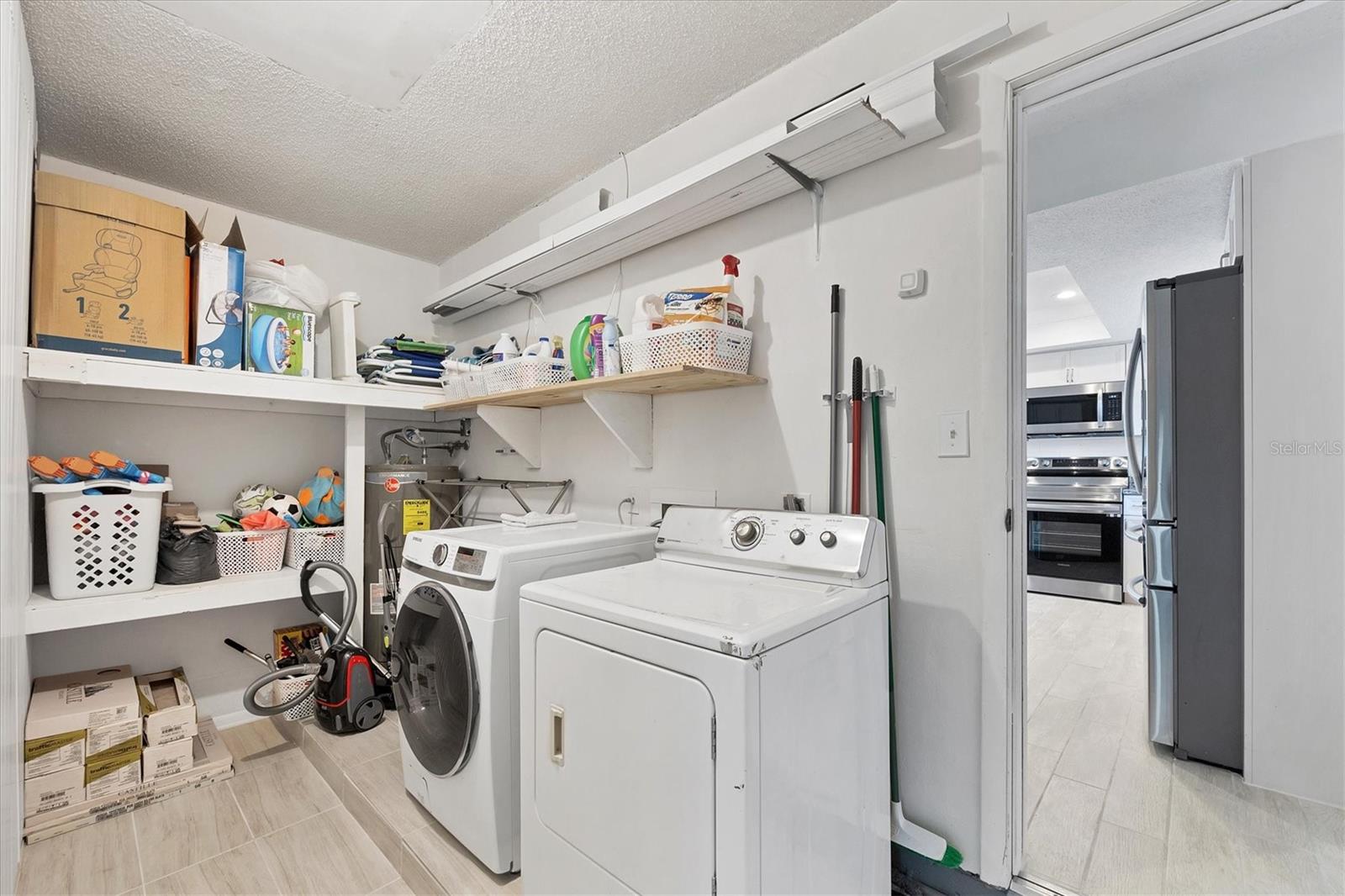 Image 24 of 31 For 879 2nd Street