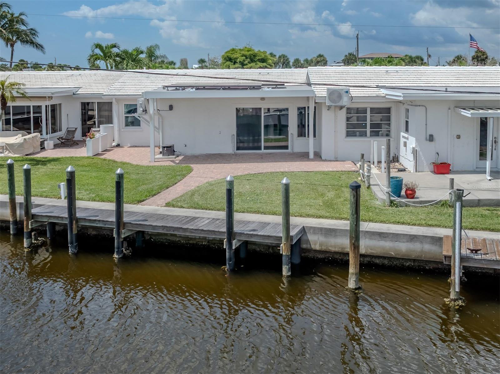 Image 47 of 79 For 853 White Cap Circle 18