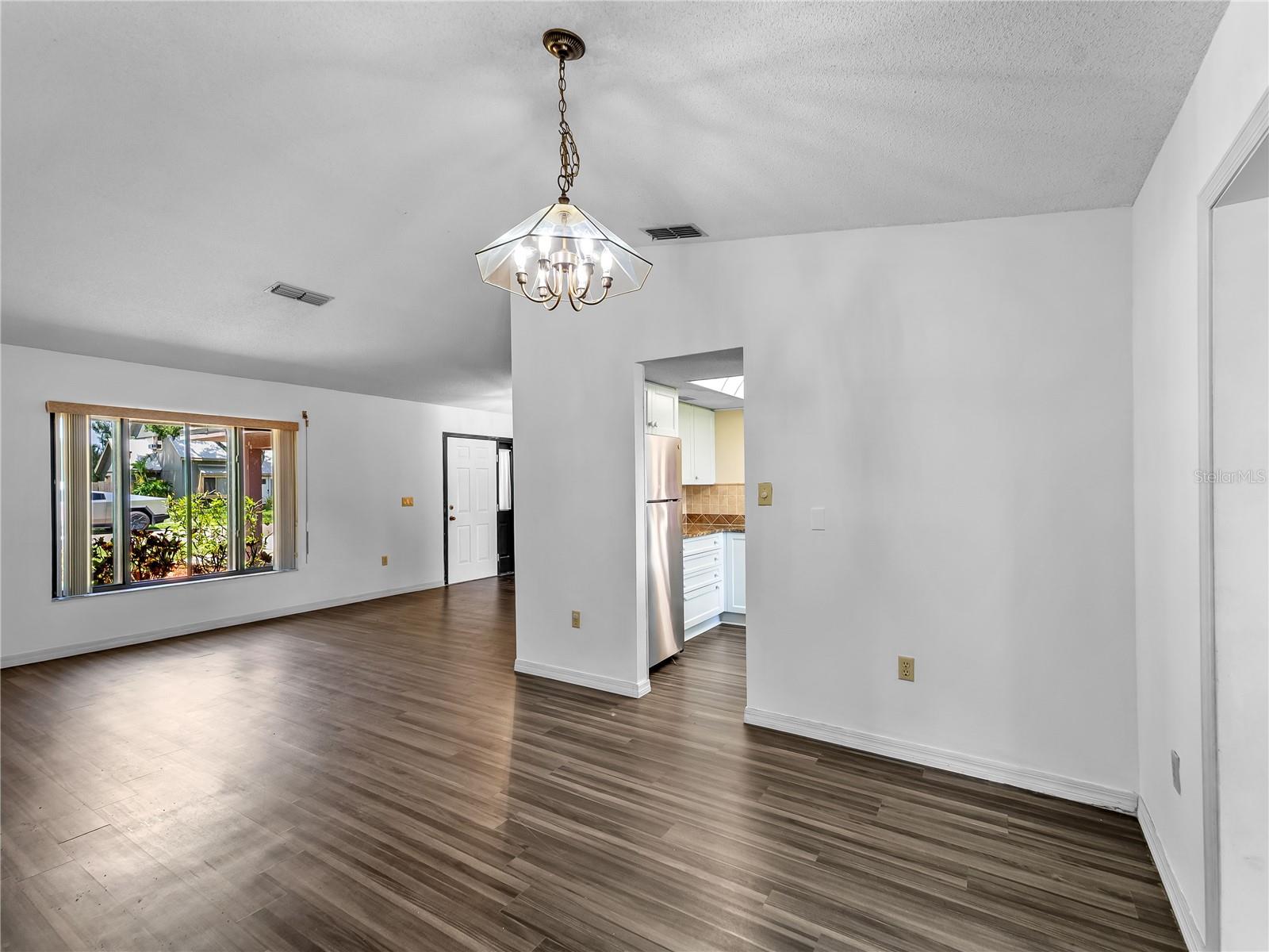 Image 11 of 43 For 8429 Cypress Lake Circle