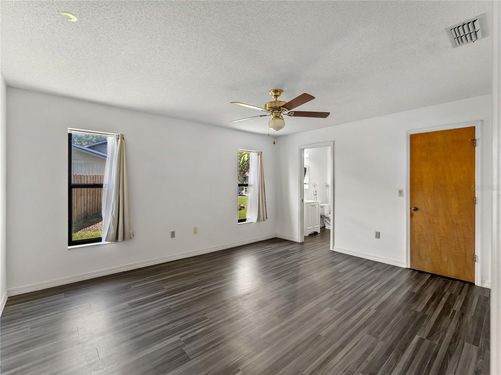 Image 12 of 43 For 8429 Cypress Lake Circle