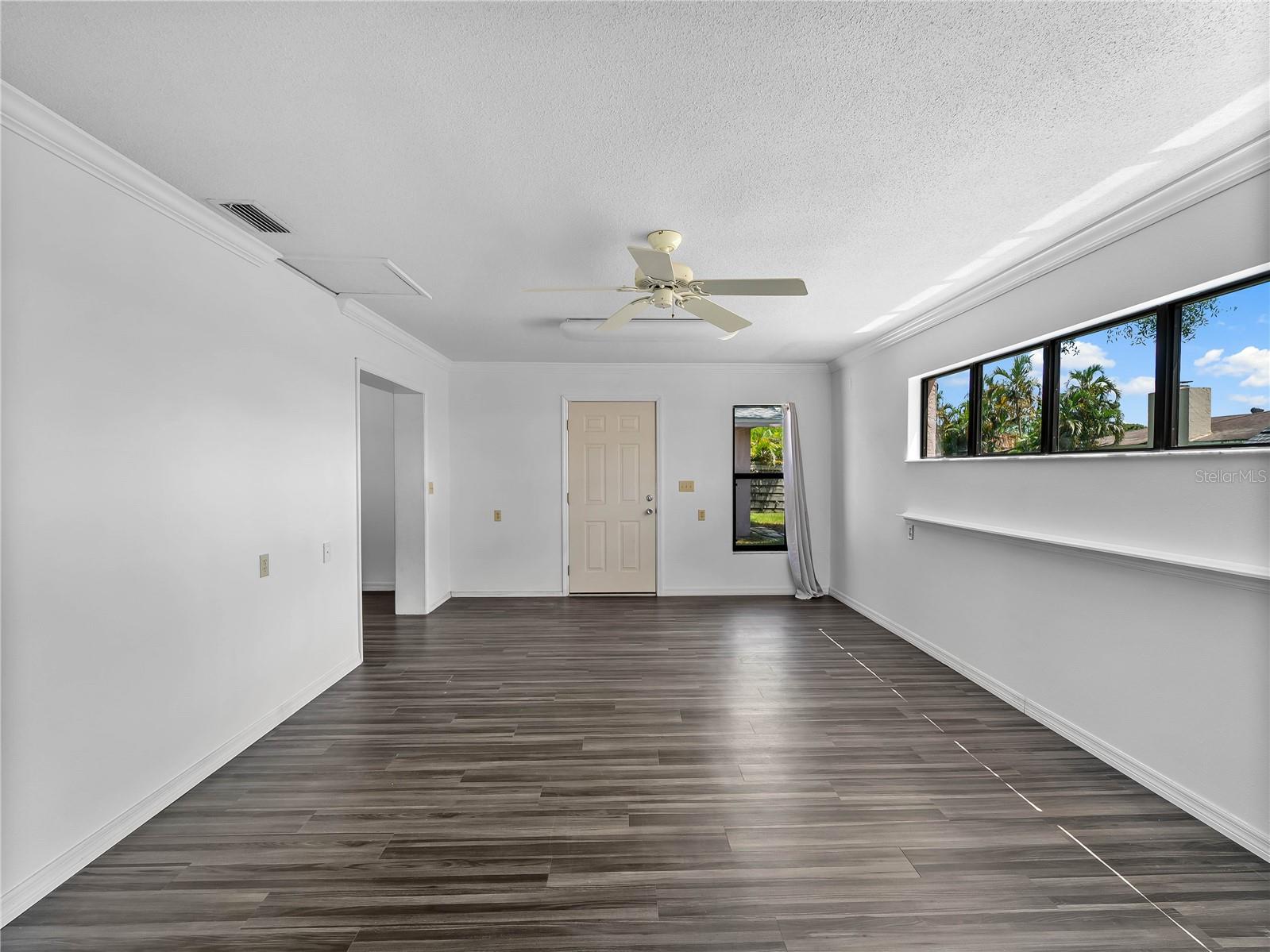 Image 17 of 43 For 8429 Cypress Lake Circle