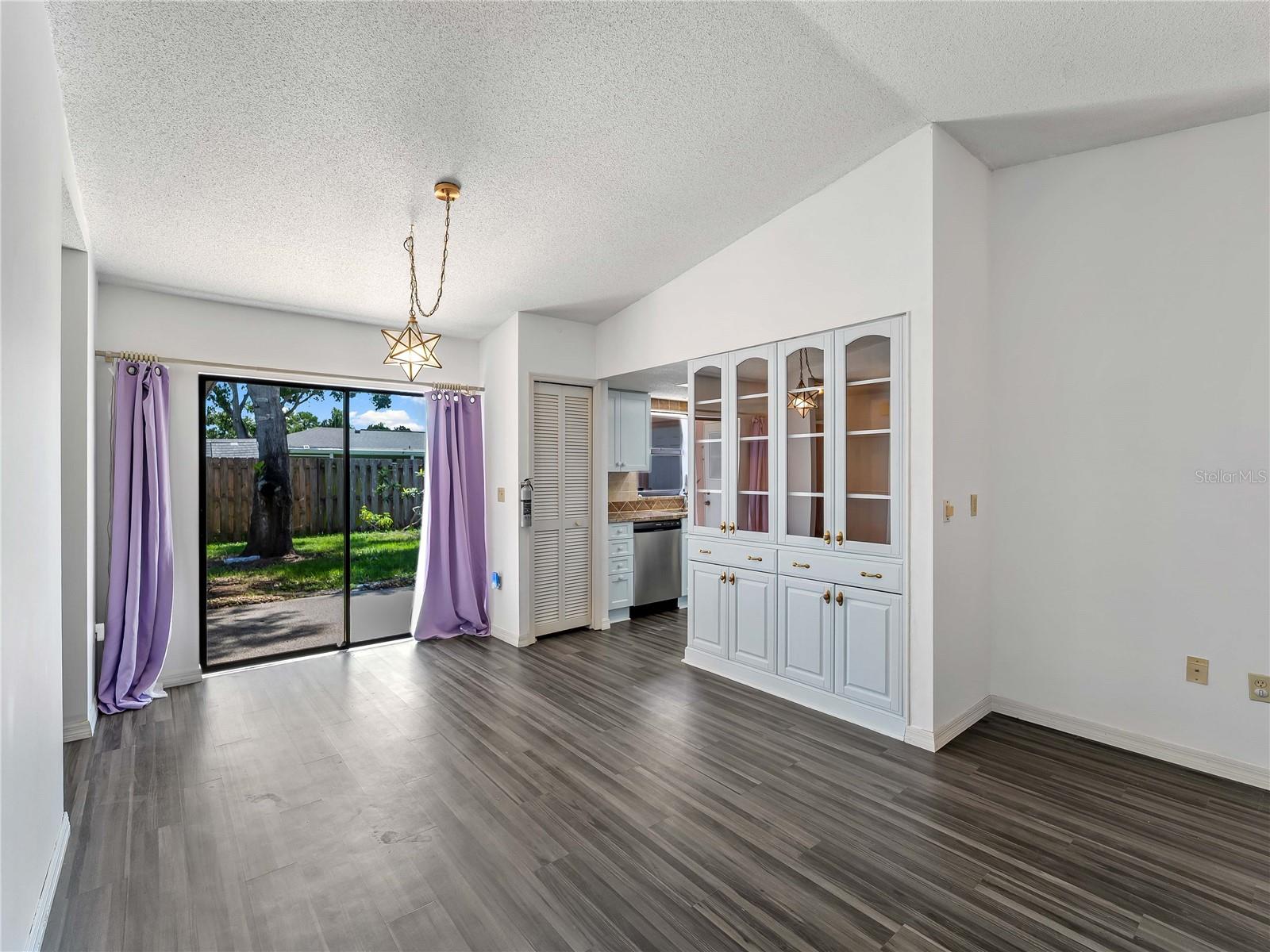 Image 21 of 43 For 8429 Cypress Lake Circle