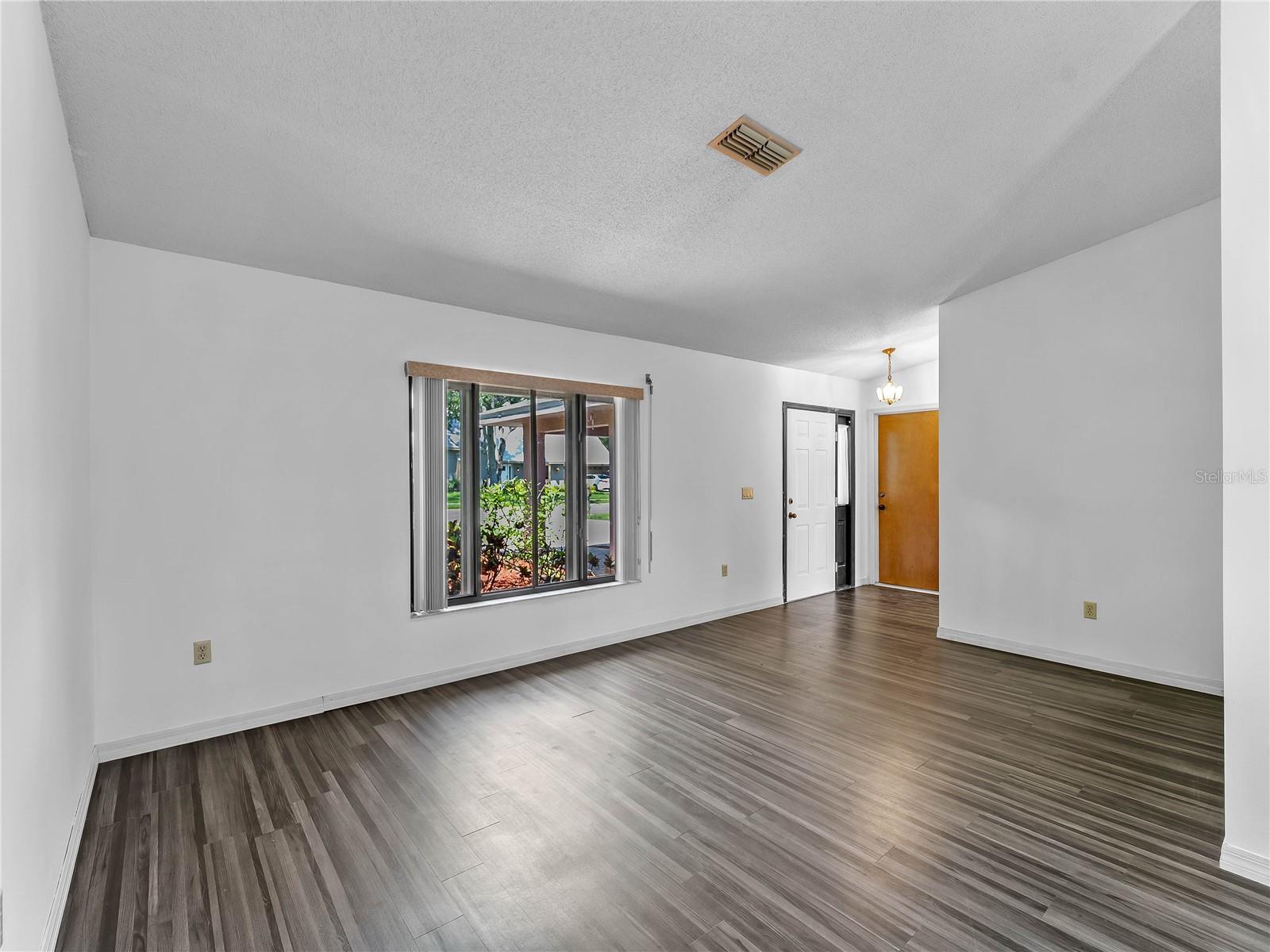 Image 4 of 43 For 8429 Cypress Lake Circle