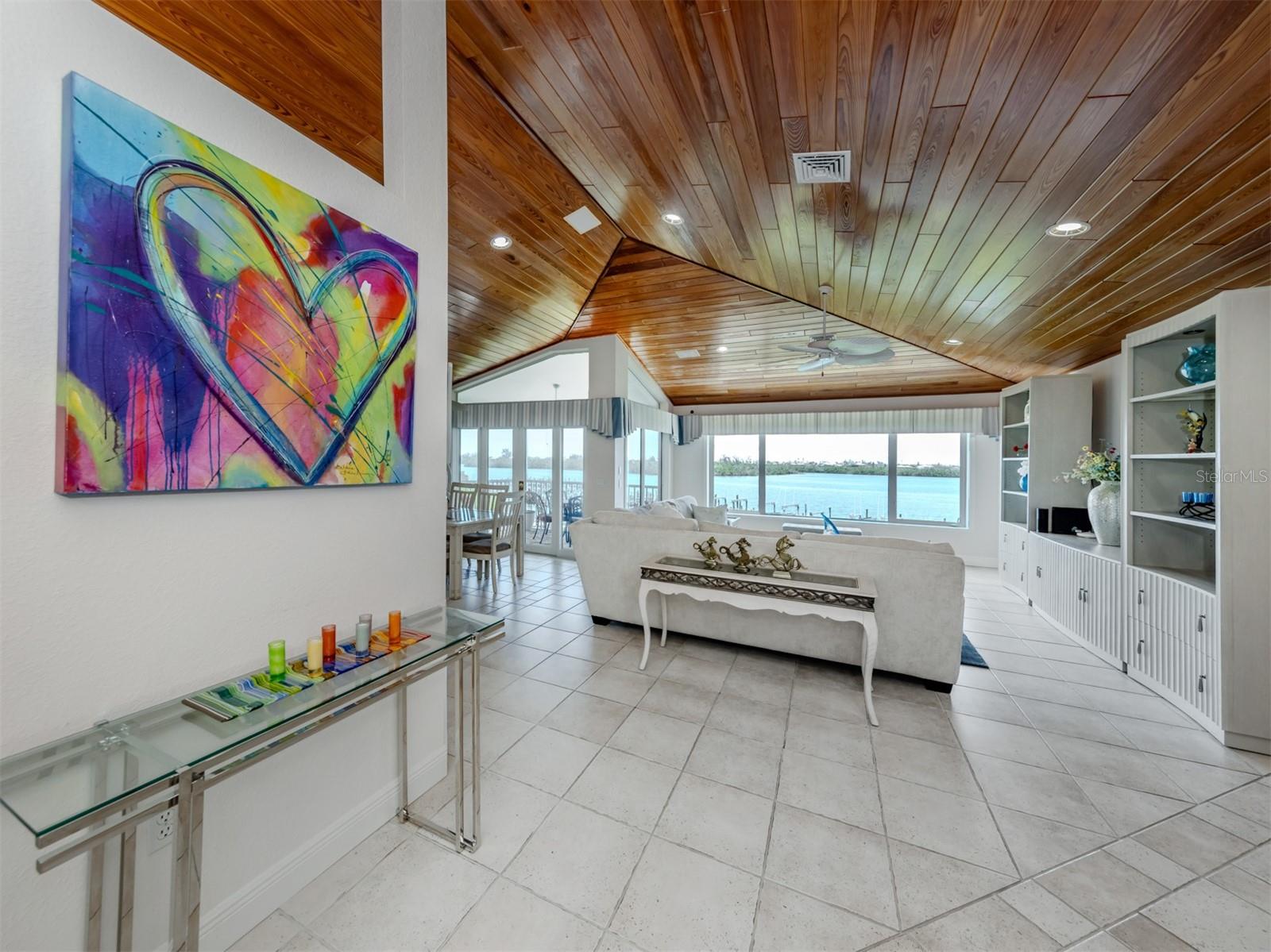 Image 3 of 60 For 1400 Beach Road 3