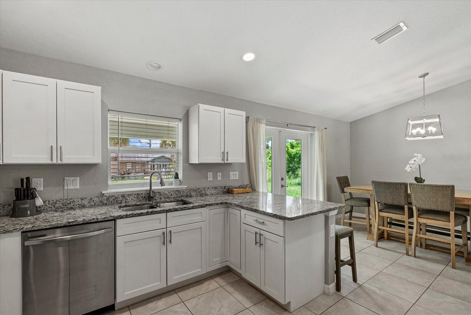 Image 10 of 28 For 11481 Willmington Boulevard