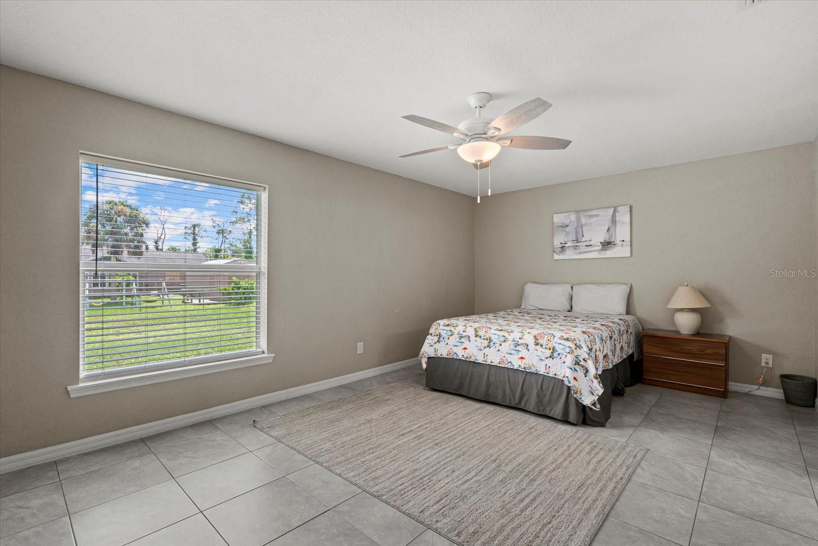 Image 12 of 28 For 11481 Willmington Boulevard