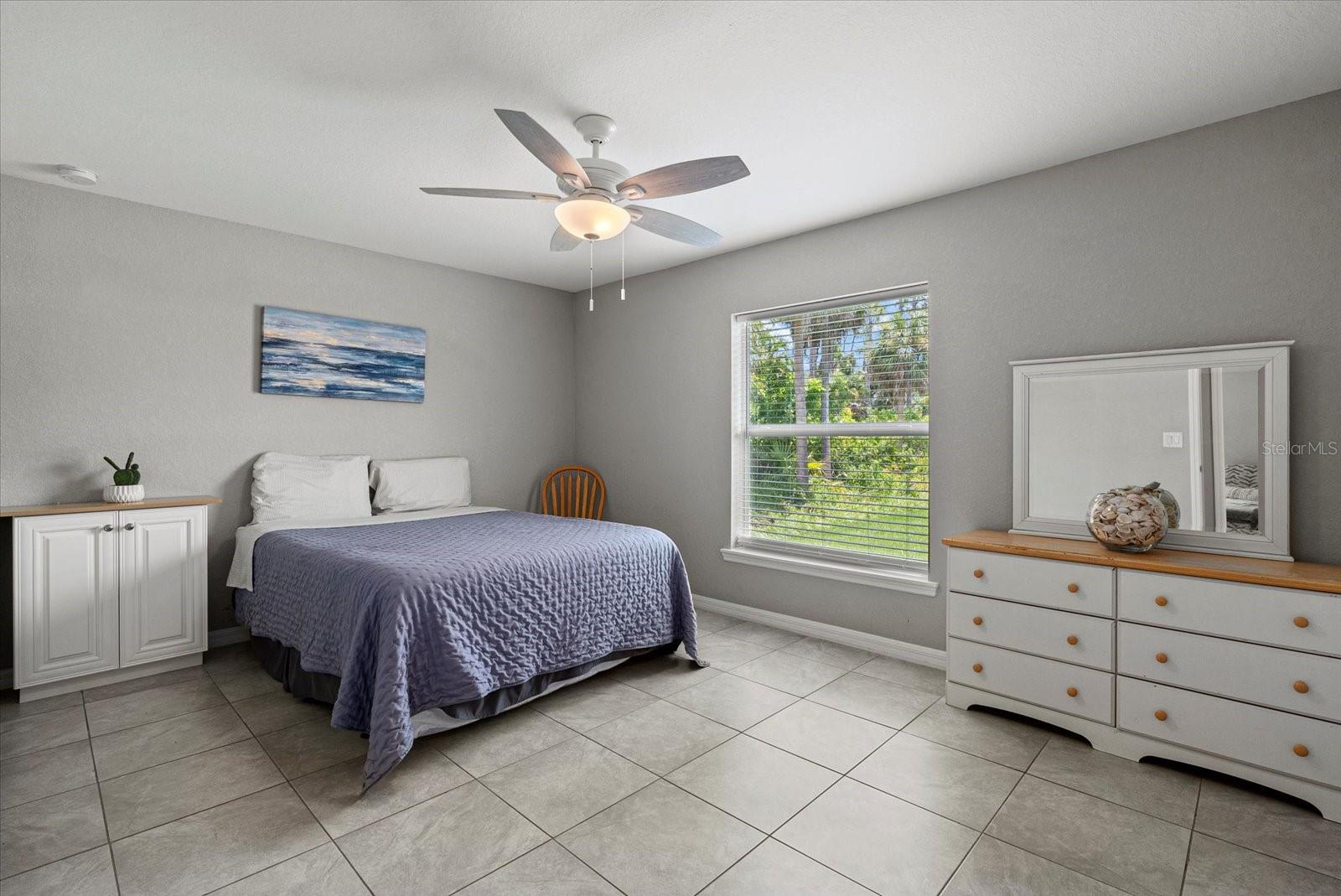 Image 16 of 28 For 11481 Willmington Boulevard