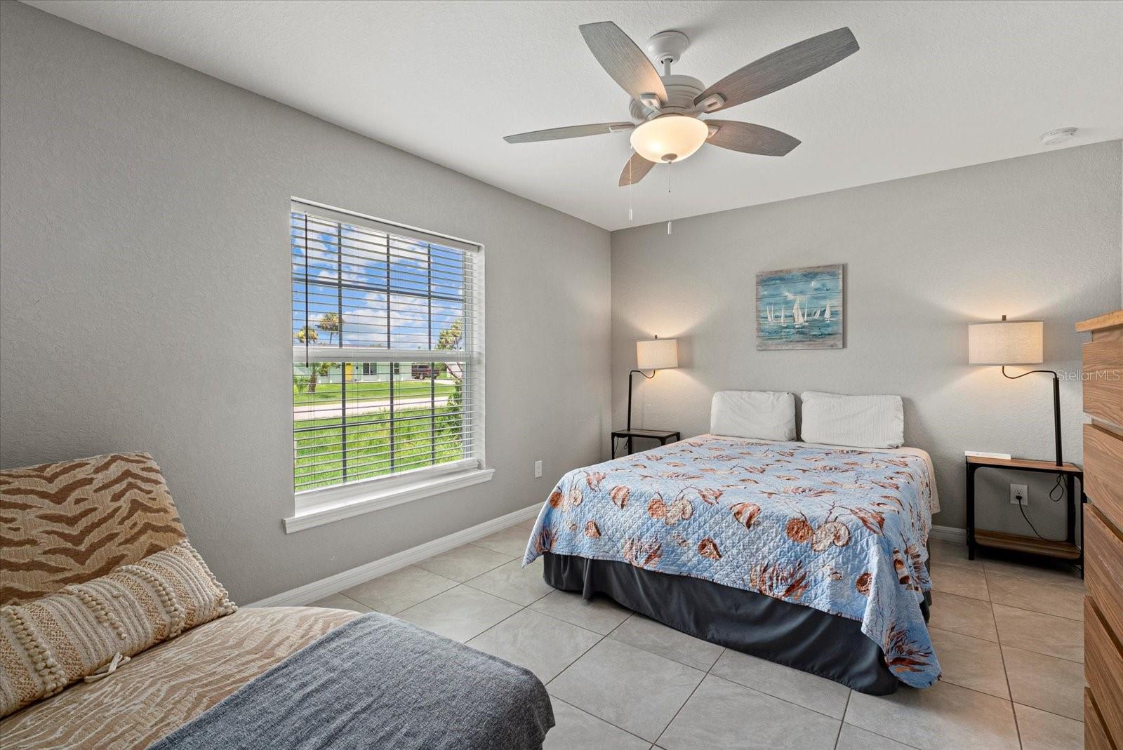 Image 17 of 28 For 11481 Willmington Boulevard