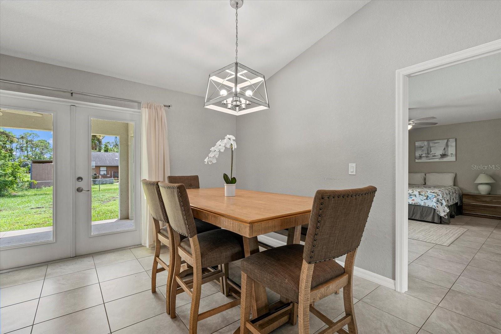 Image 6 of 28 For 11481 Willmington Boulevard