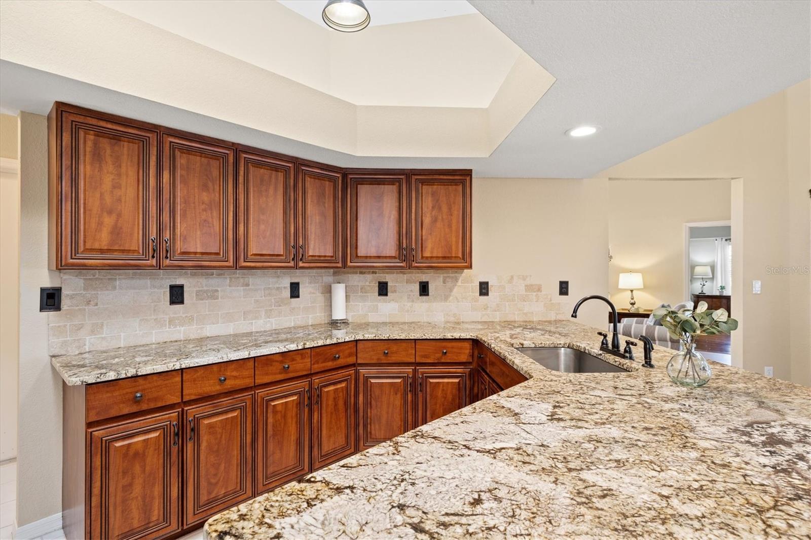Image 21 of 92 For 20330 Emerald Avenue