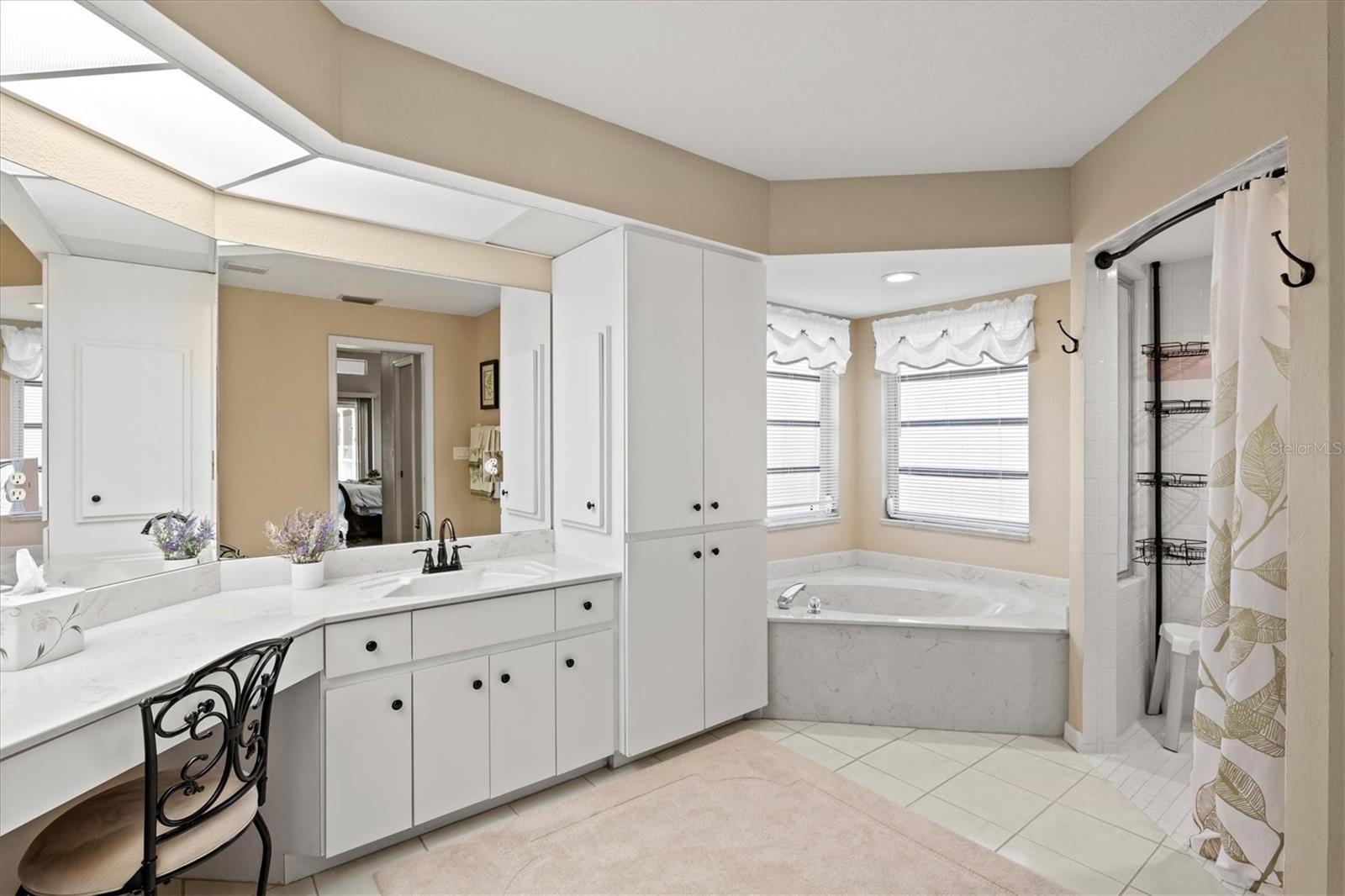 Image 35 of 92 For 20330 Emerald Avenue