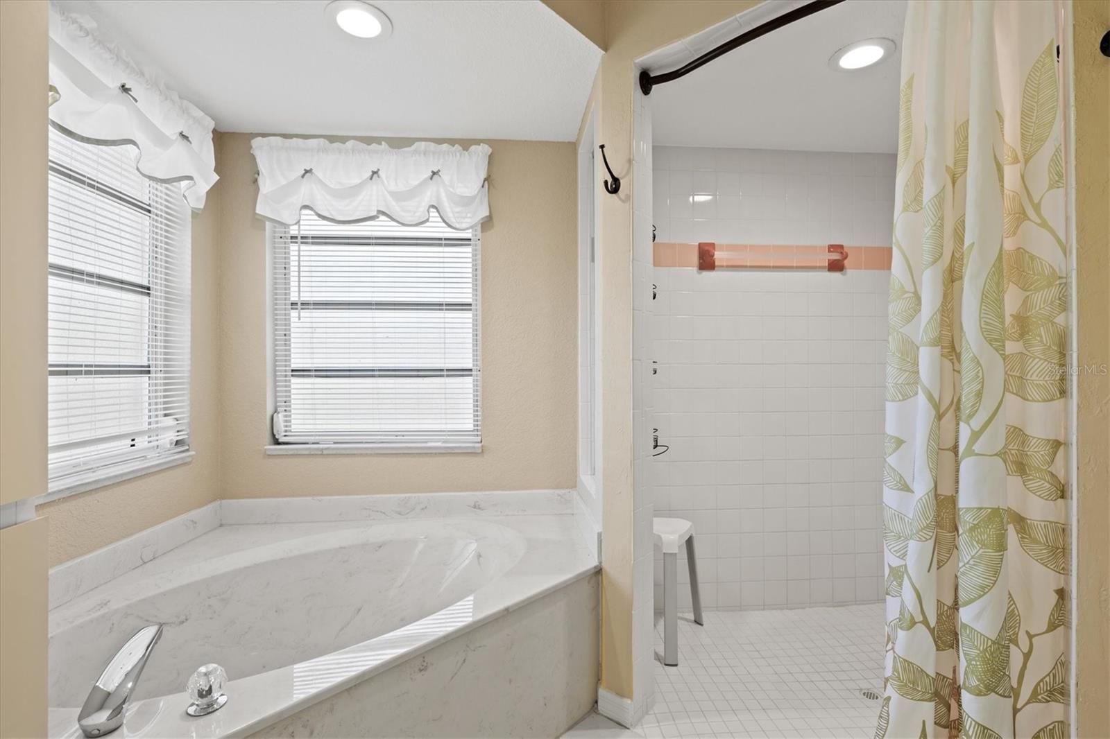 Image 36 of 92 For 20330 Emerald Avenue