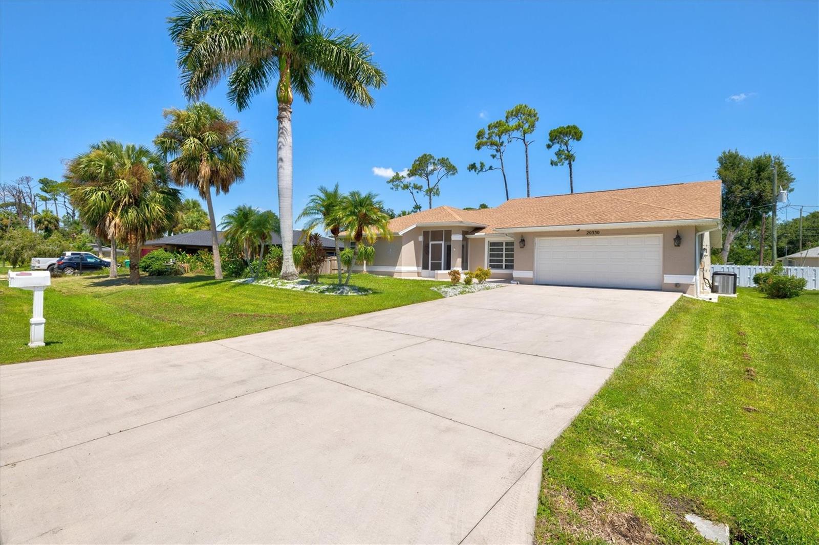 Image 4 of 92 For 20330 Emerald Avenue